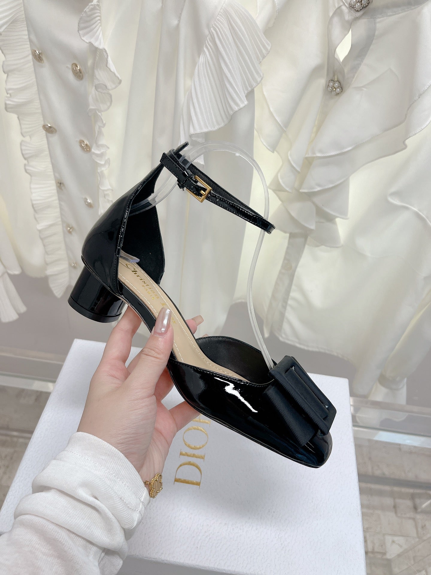 Luxury Shoes - DIR - 413