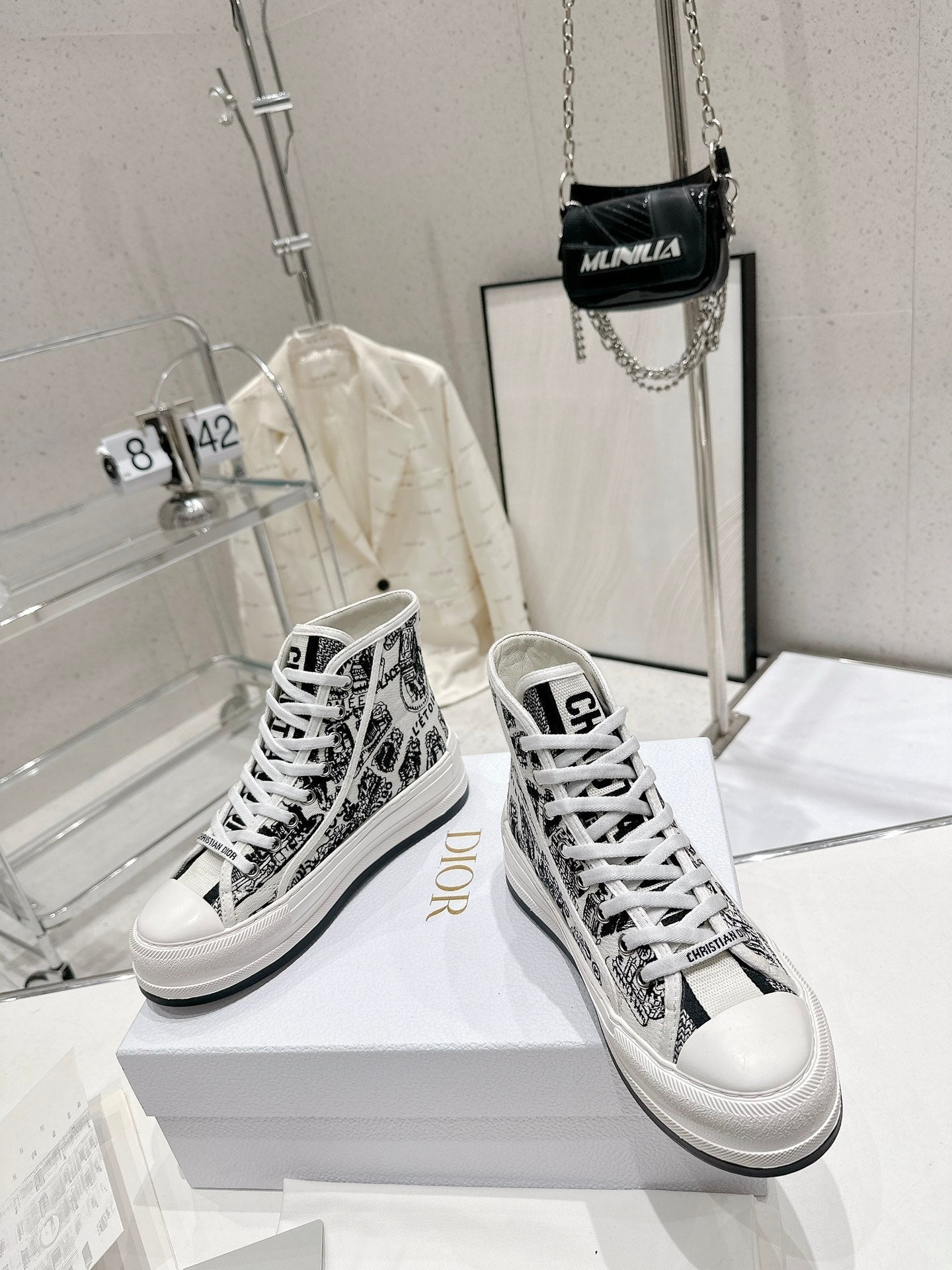 Luxury Shoes - DIR - 404