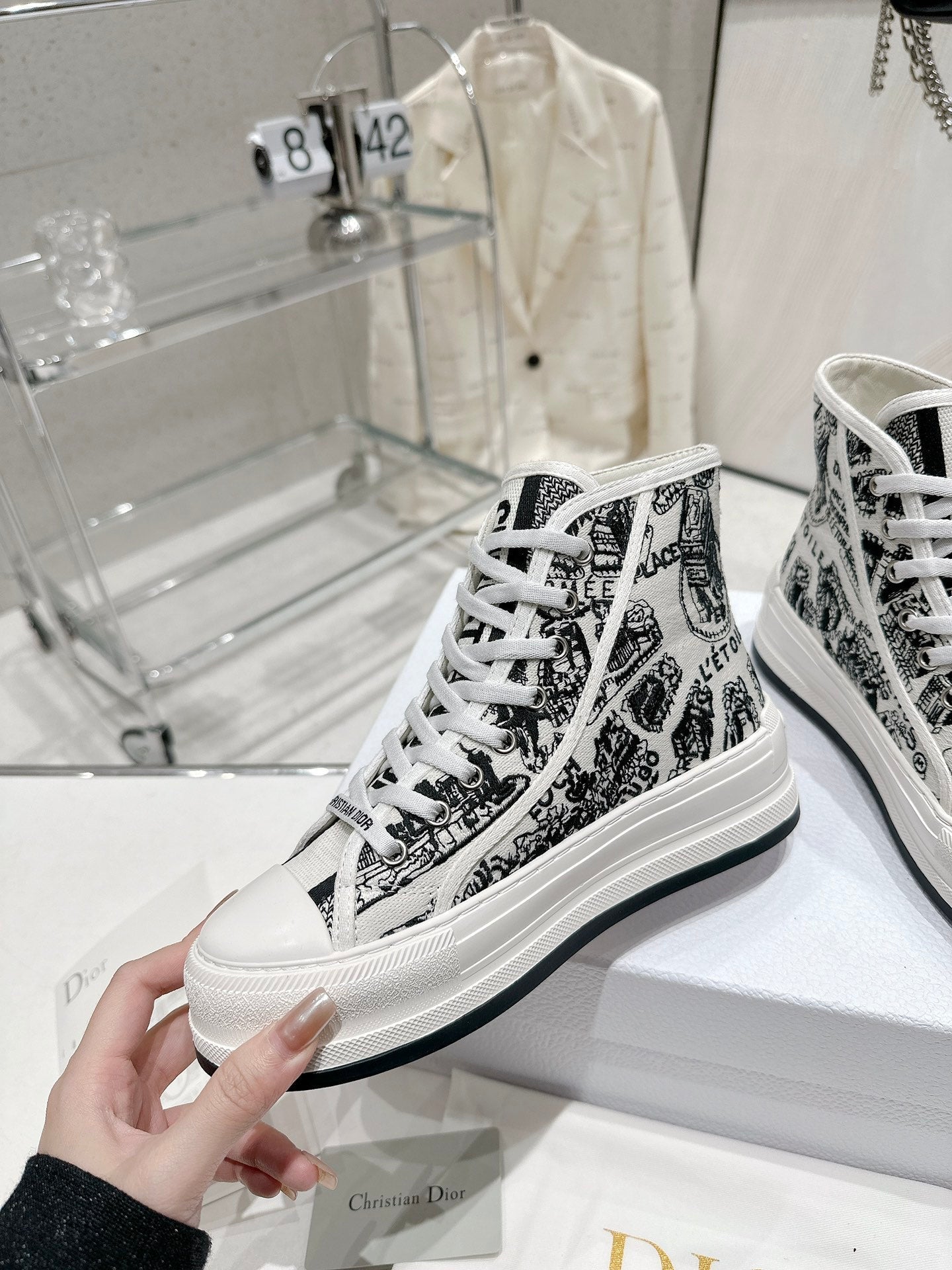 Luxury Shoes - DIR - 404