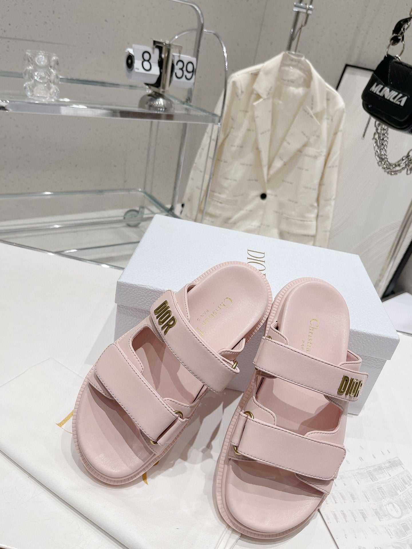 Luxury Shoes - DIR - 477