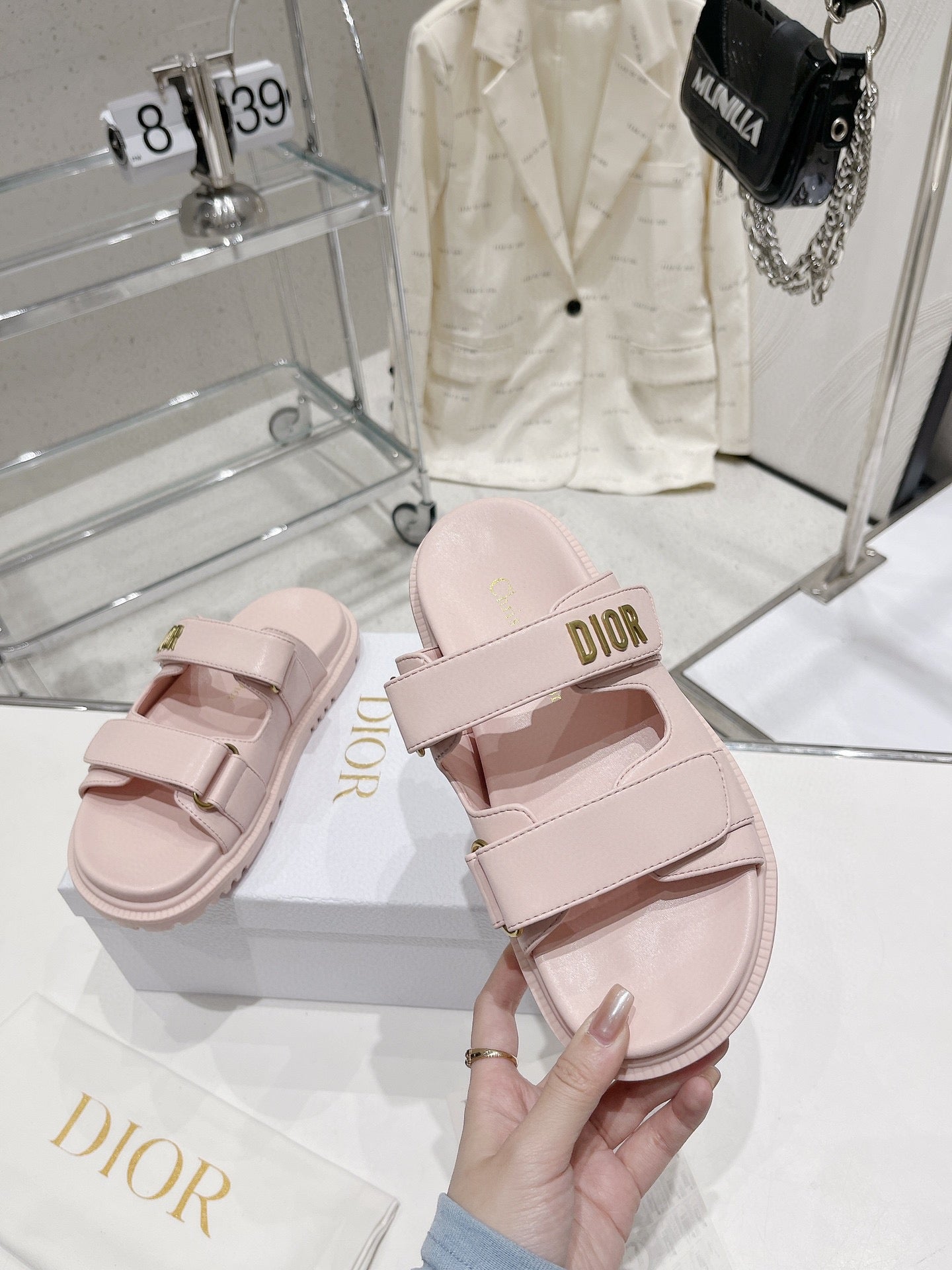 Luxury Shoes - DIR - 477