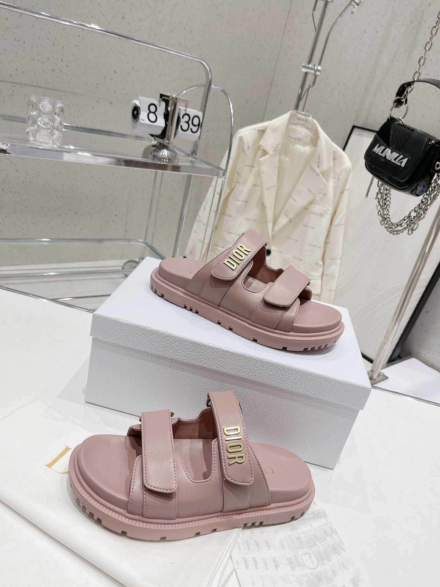 Luxury Shoes - DIR - 478