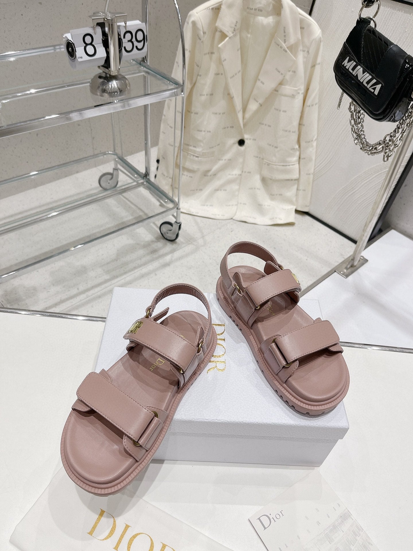 Luxury Shoes - DIR - 480
