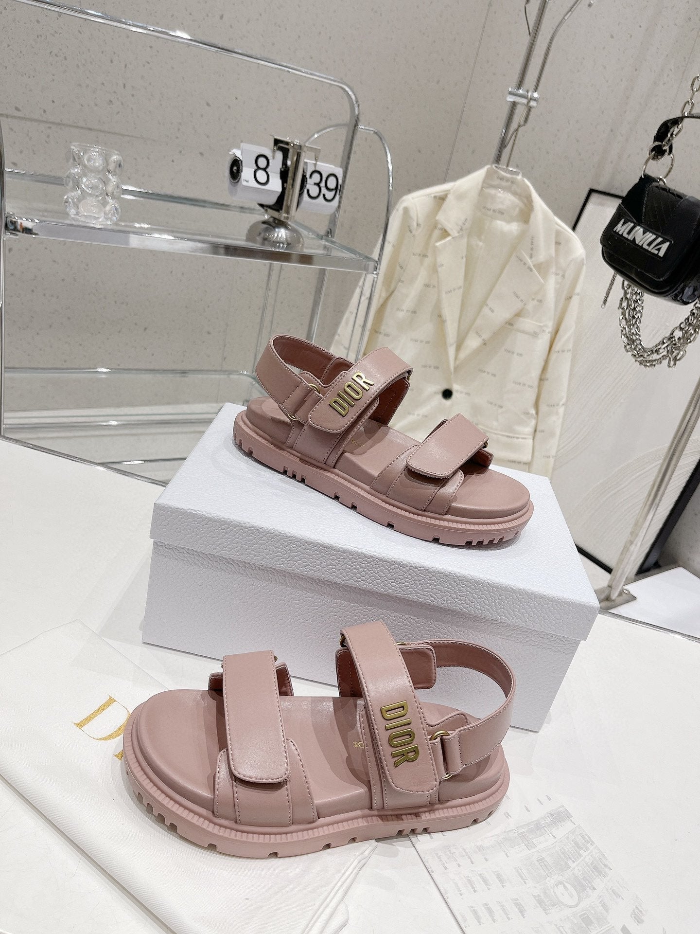 Luxury Shoes - DIR - 480