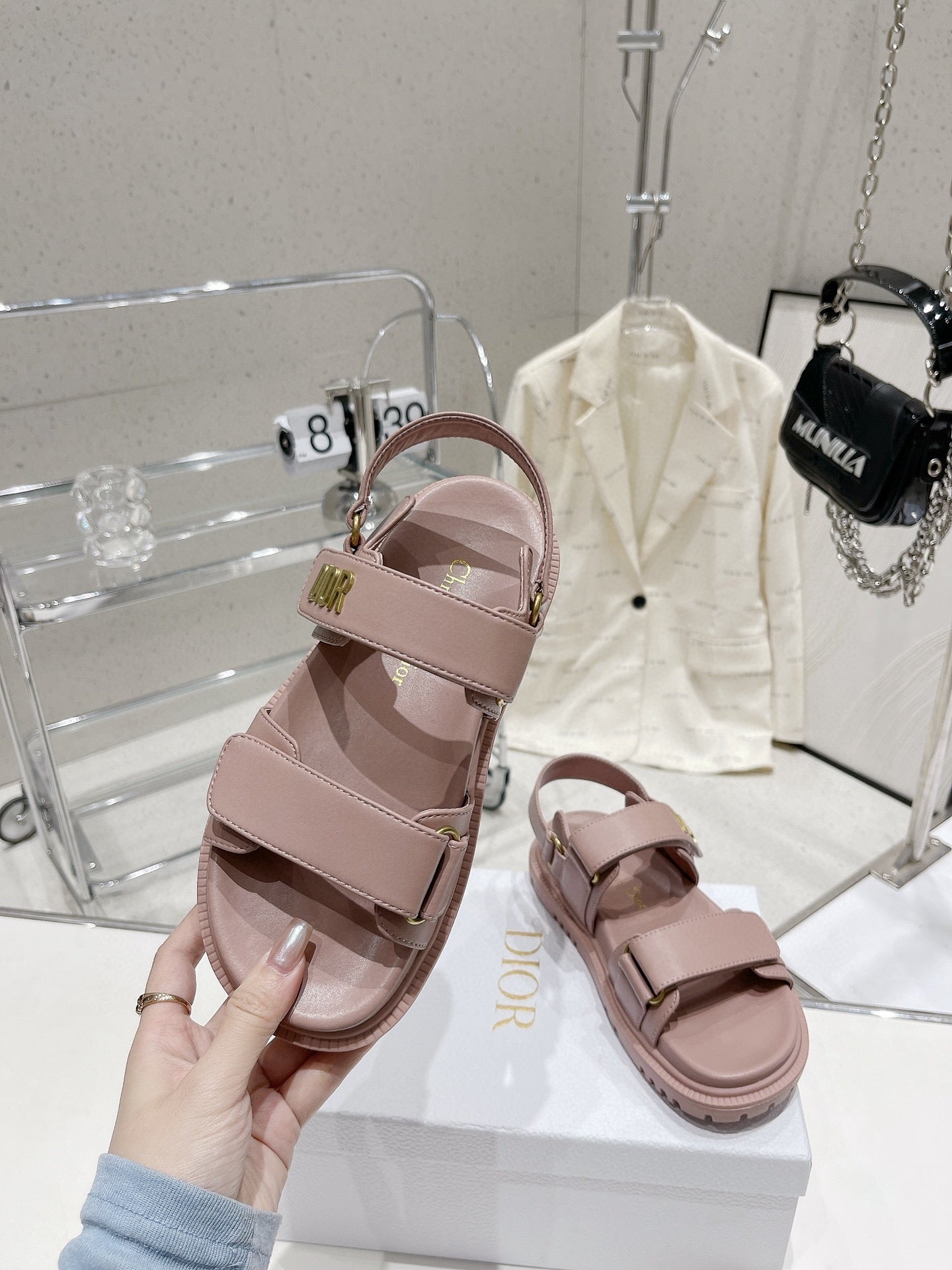 Luxury Shoes - DIR - 480