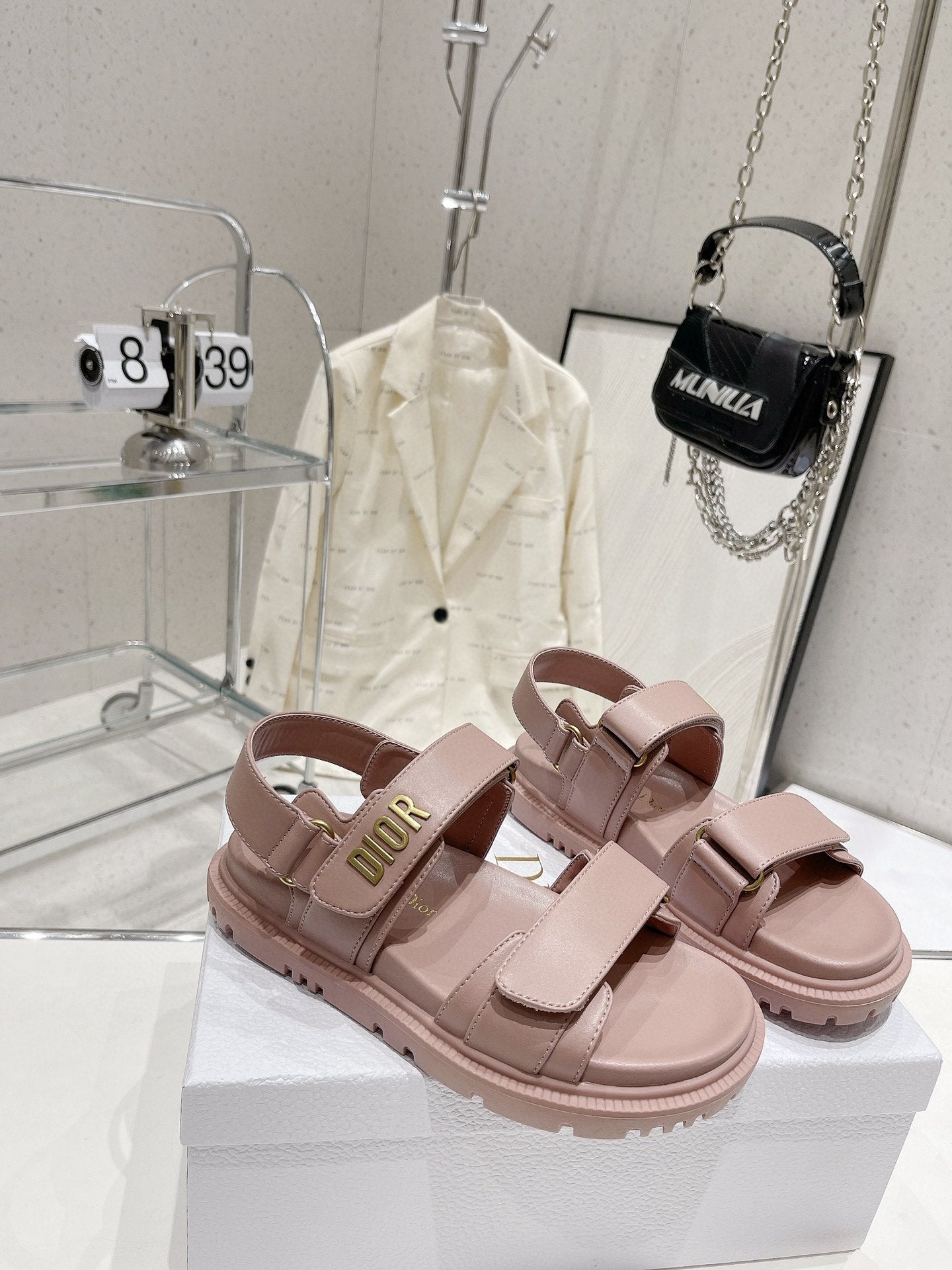 Luxury Shoes - DIR - 480