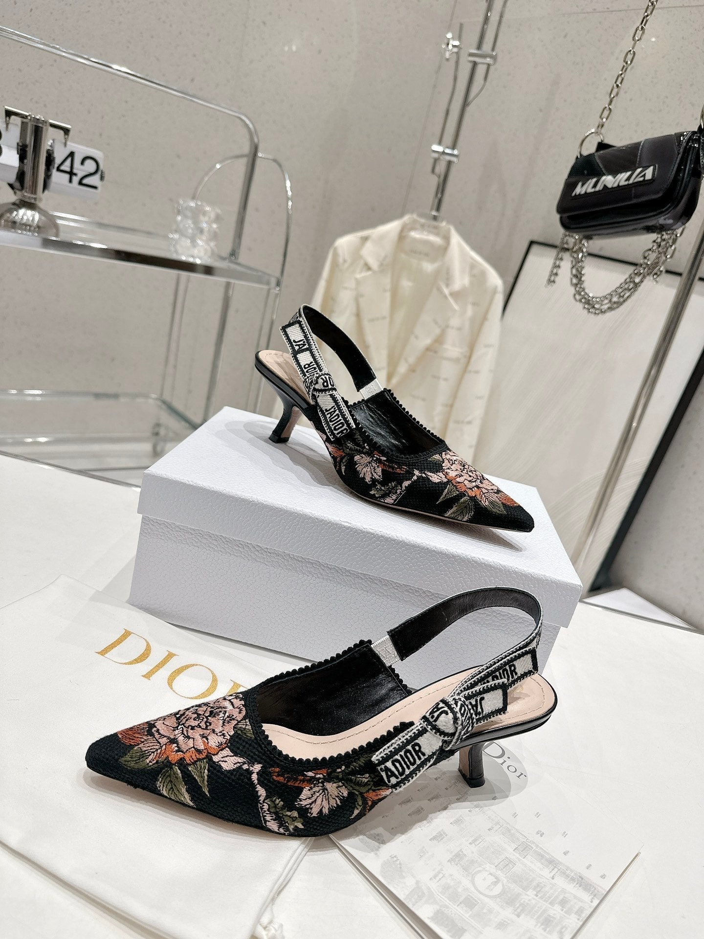 Luxury Shoes - DIR - 441