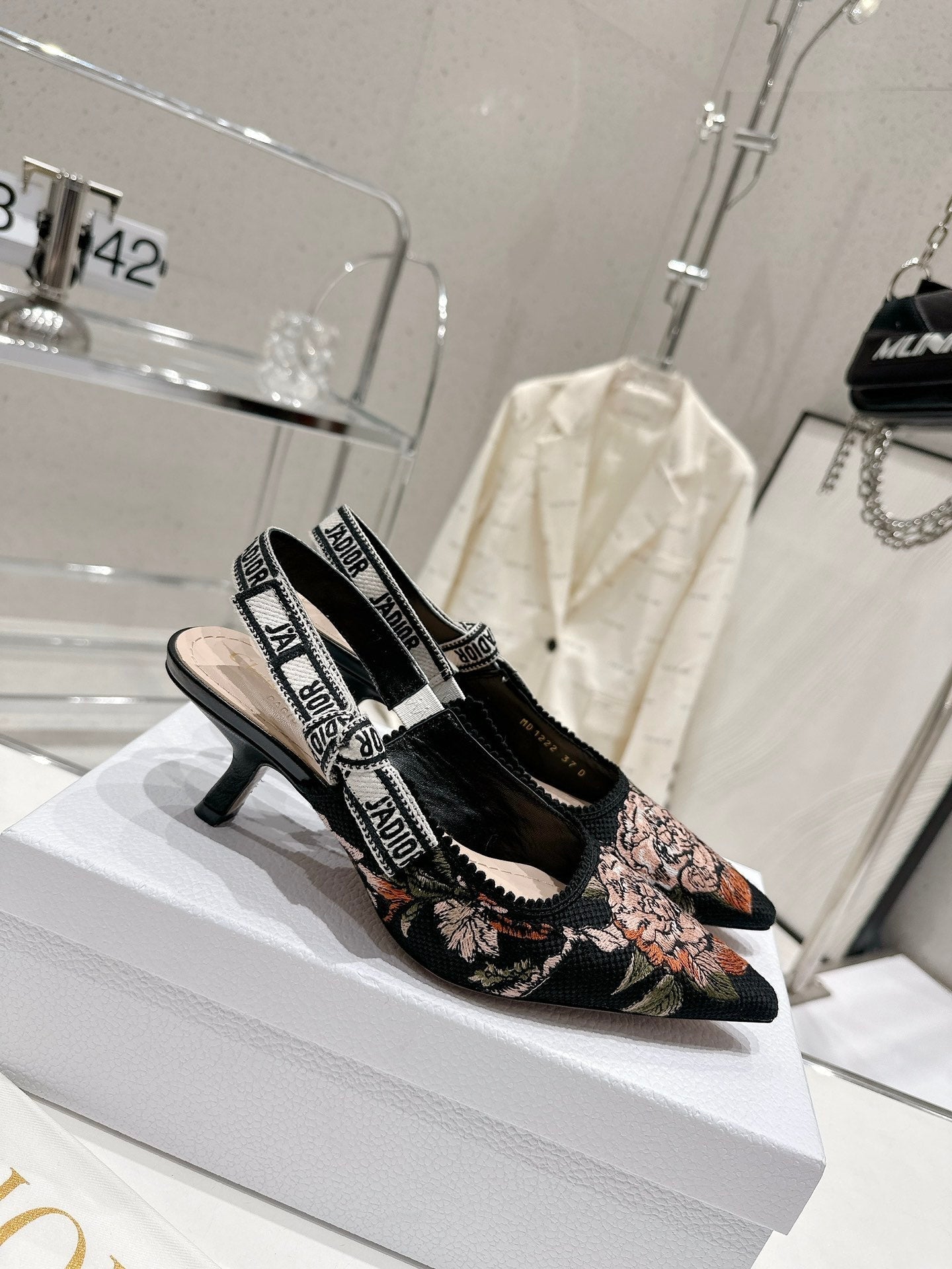 Luxury Shoes - DIR - 441