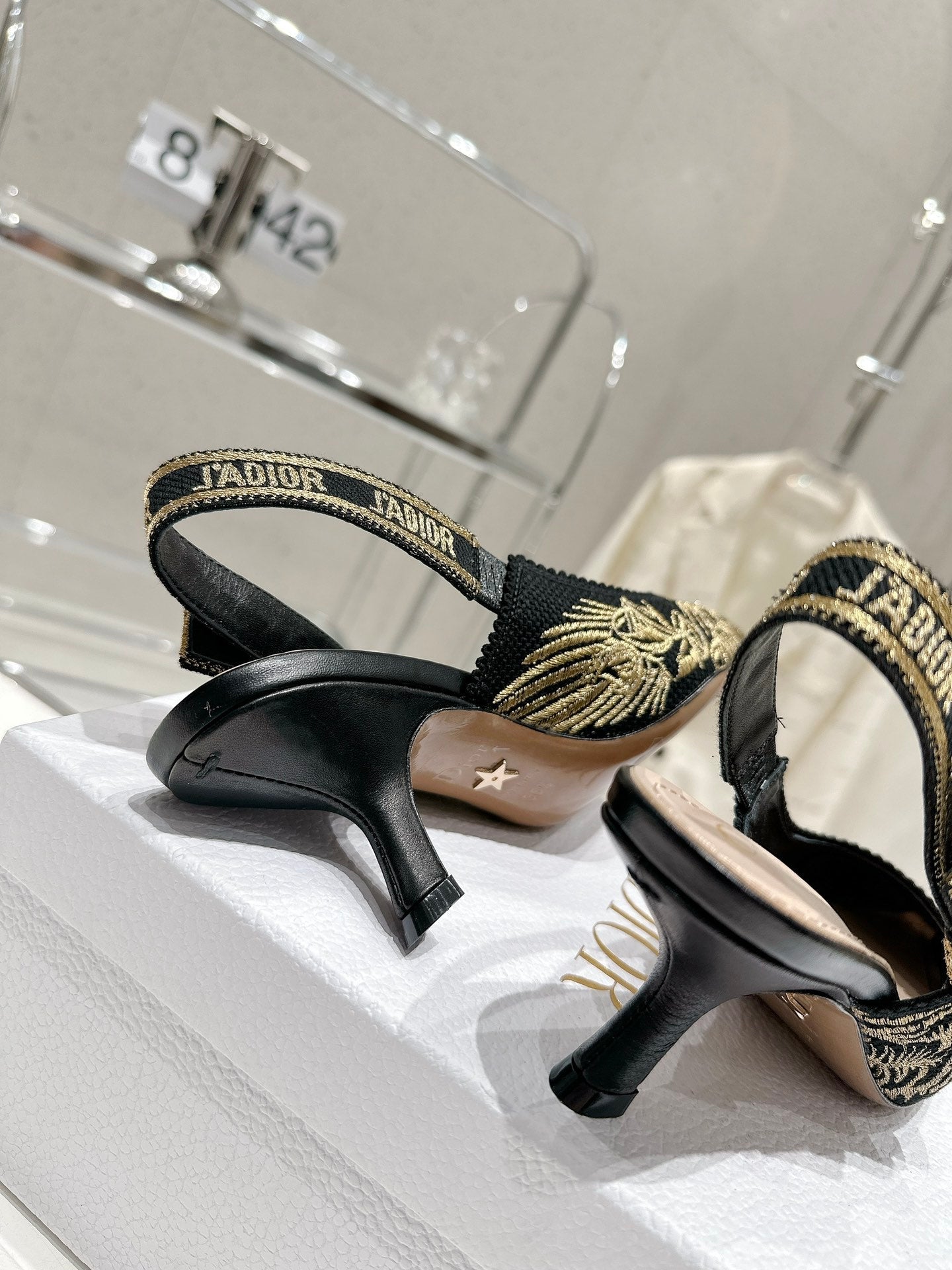 Luxury Shoes - DIR - 443