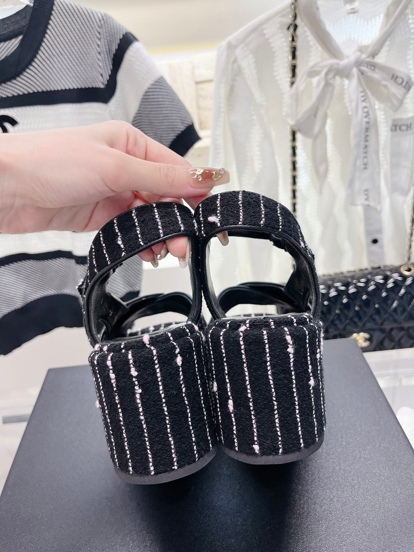Luxury Shoes Sandals - CHL - 173