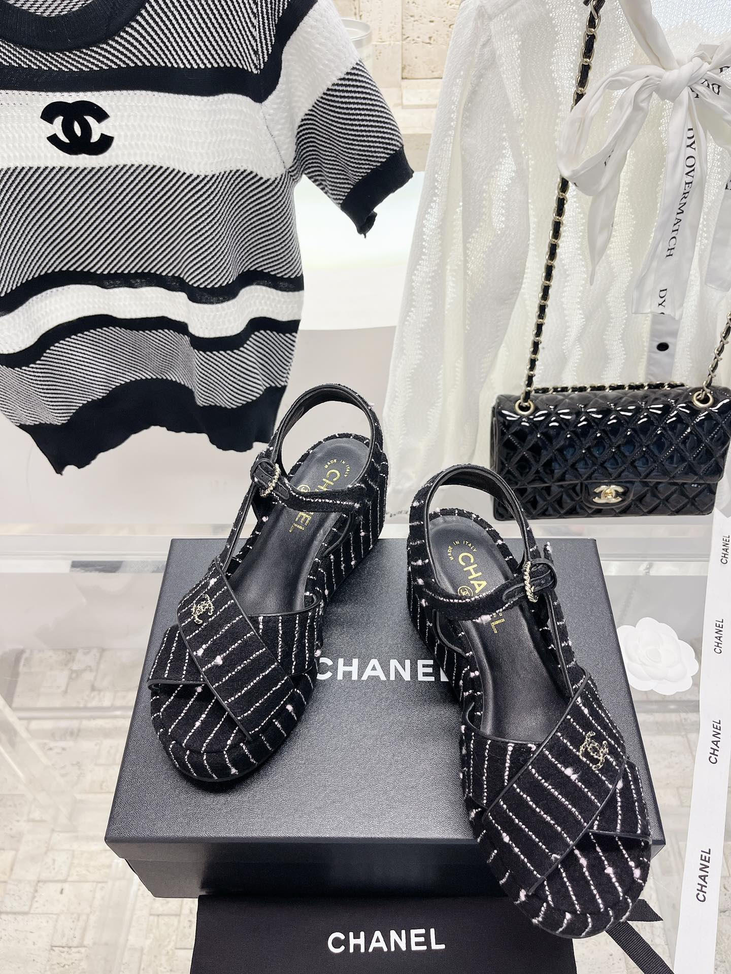 Luxury Shoes Sandals - CHL - 173