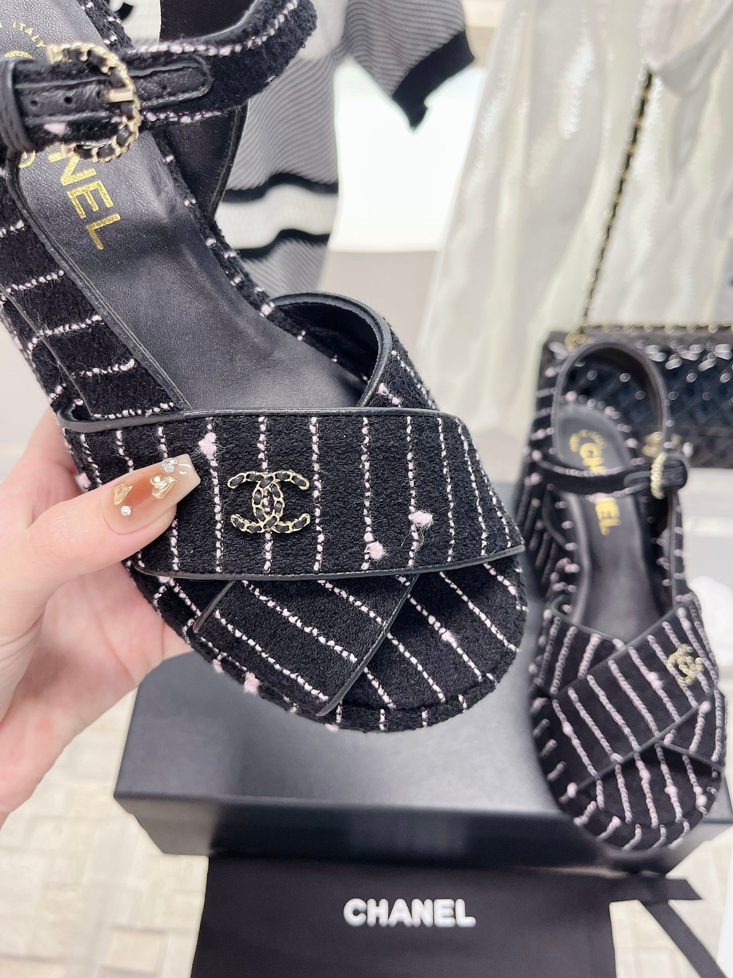 Luxury Shoes Sandals - CHL - 173