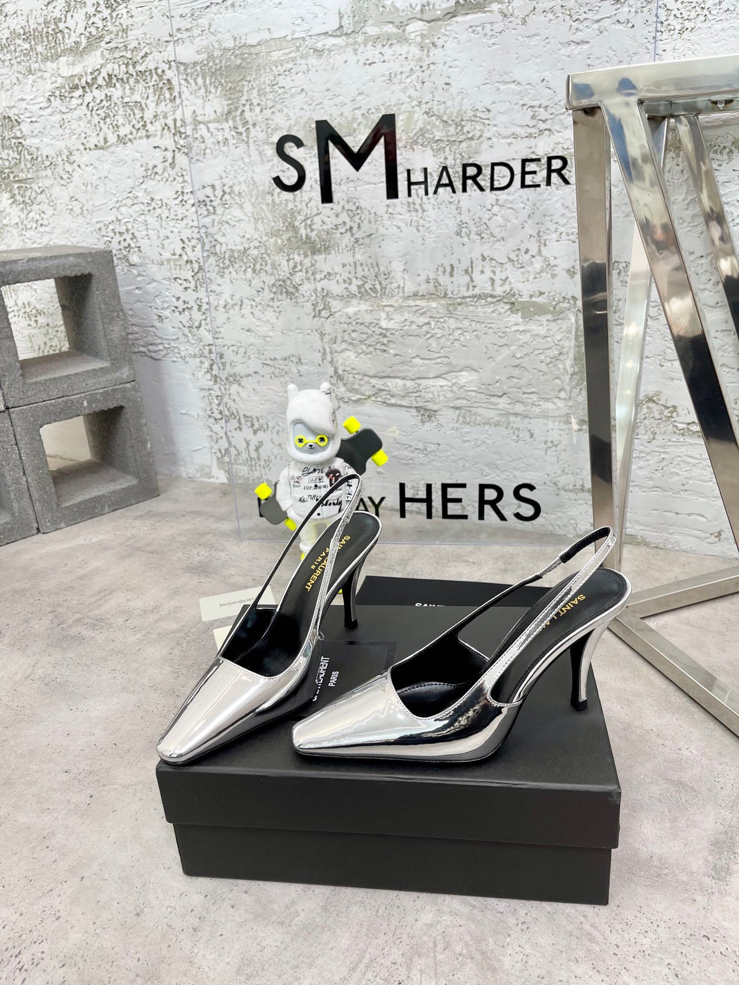 Luxury Shoes Sandals - SL - 200