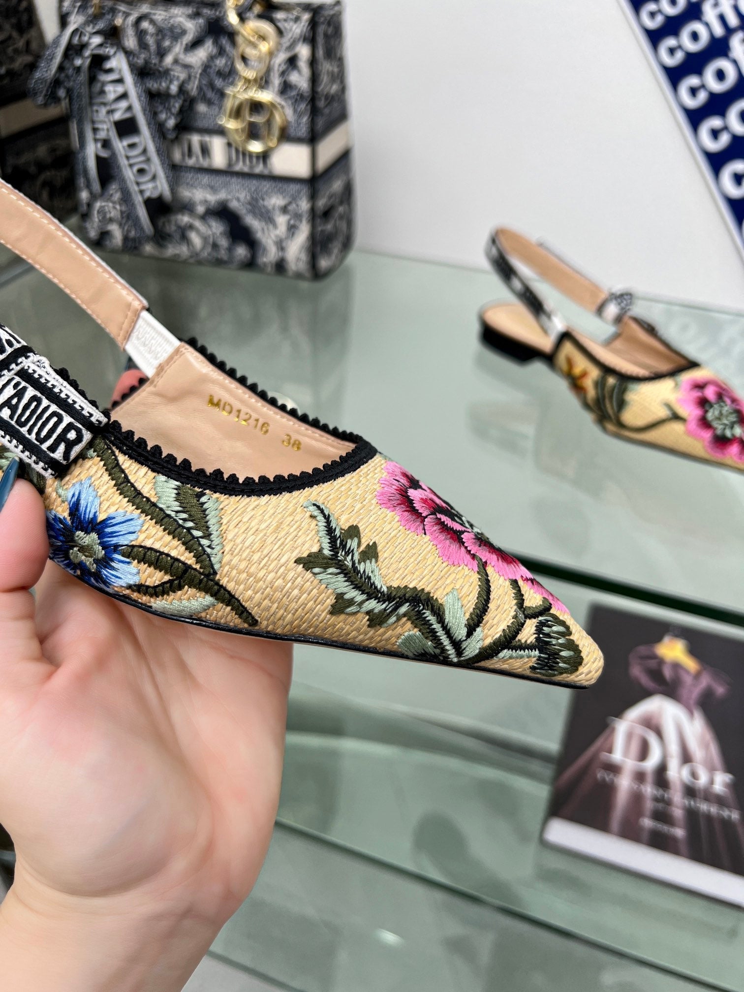 Luxury Shoes - DIR - 428