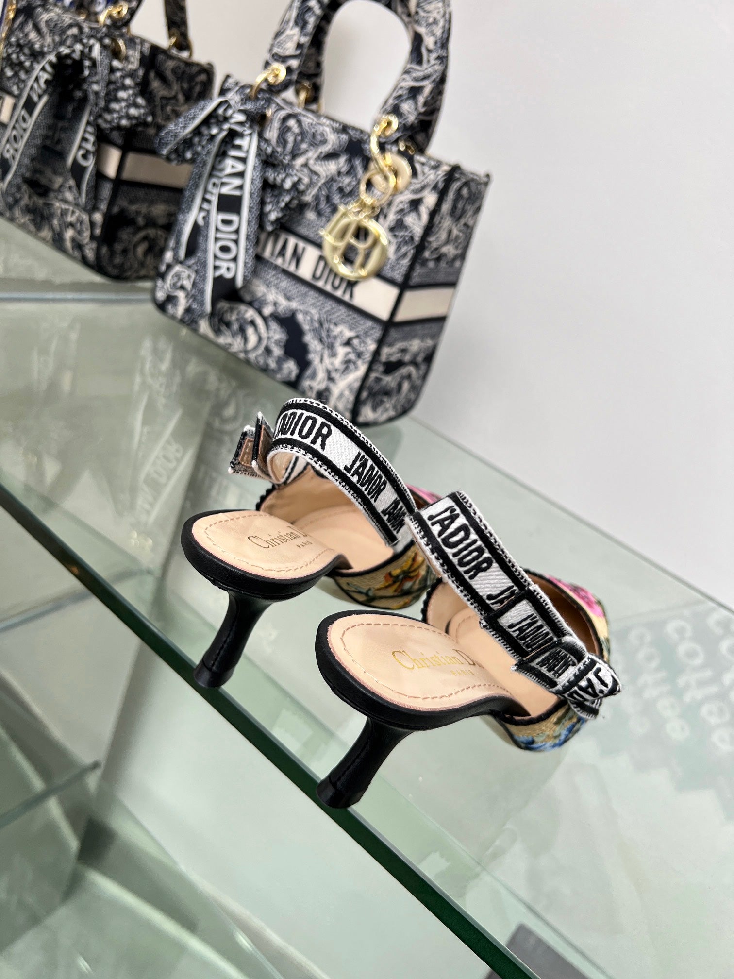 Luxury Shoes - DIR - 429