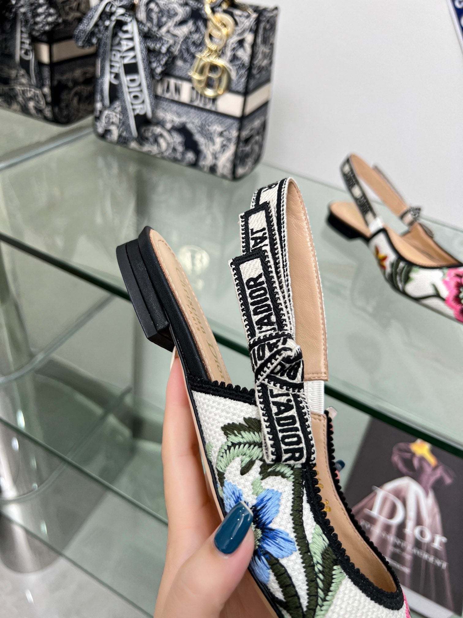 Luxury Shoes - DIR - 431