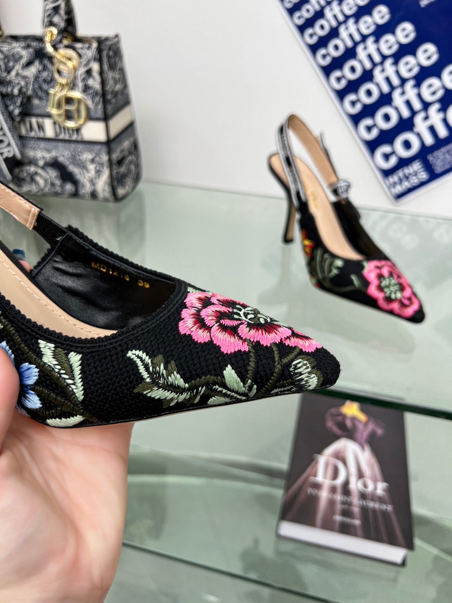 Luxury Shoes - DIR - 436