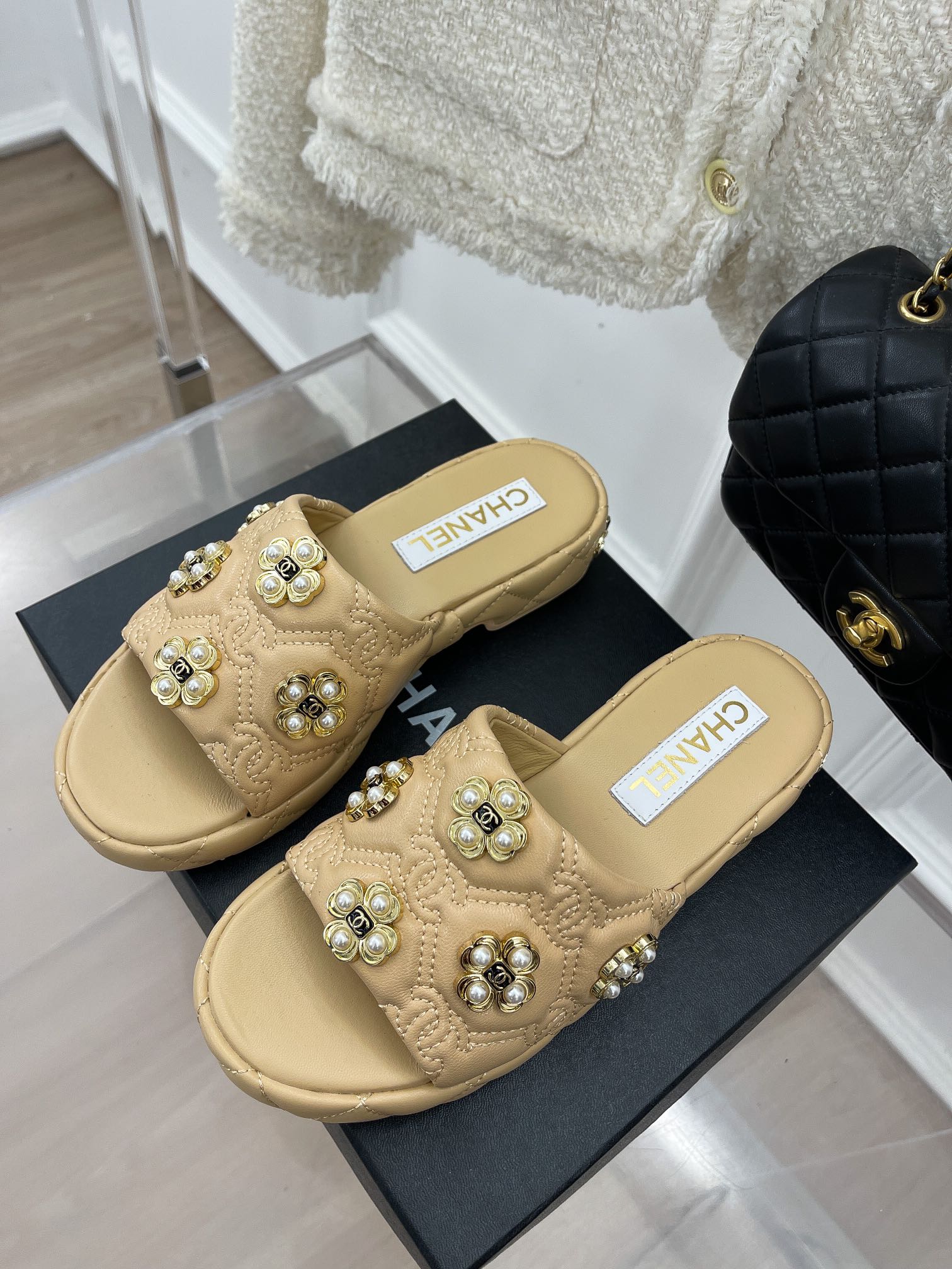 Luxury Shoes Sandals - CHL - 048