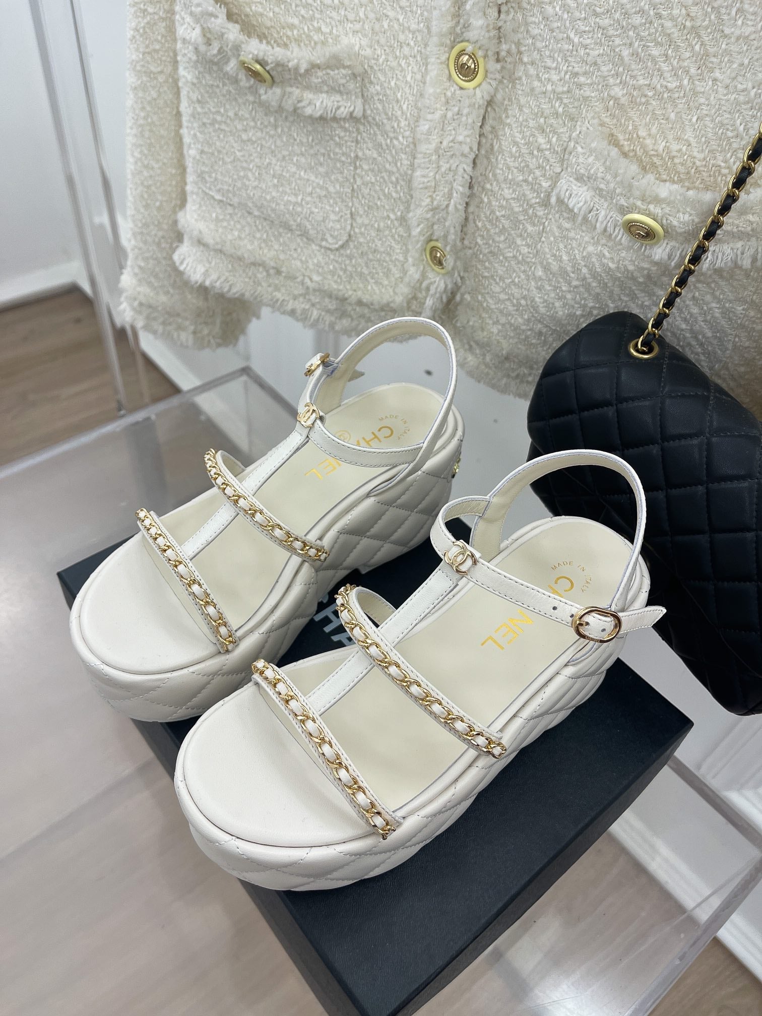 Luxury Shoes Sandals - CHL - 039