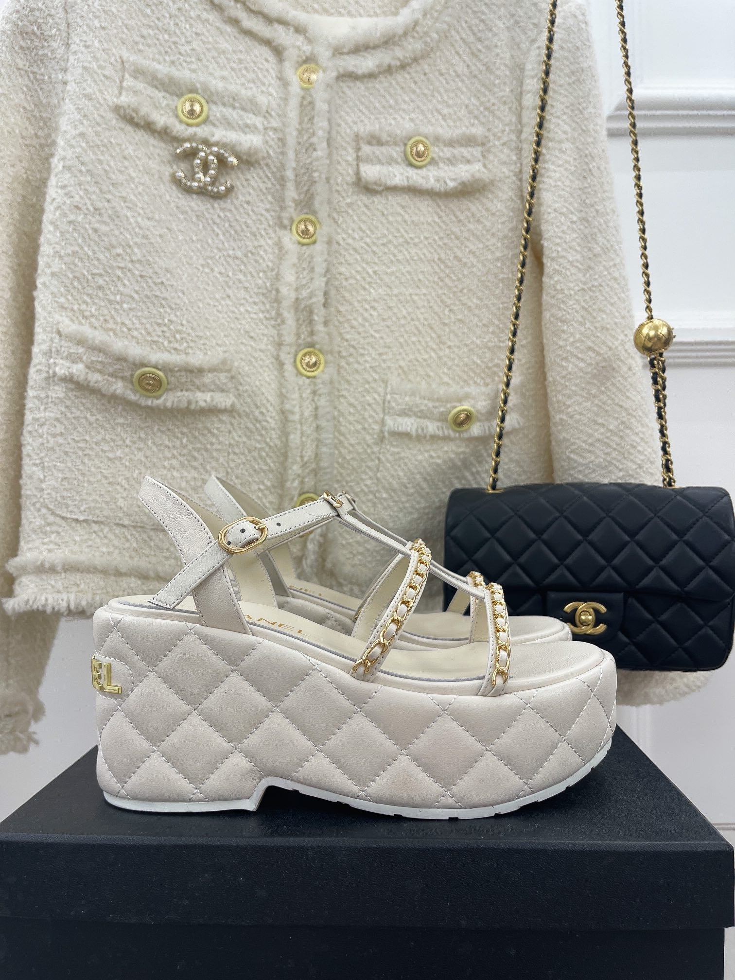 Luxury Shoes Sandals - CHL - 039