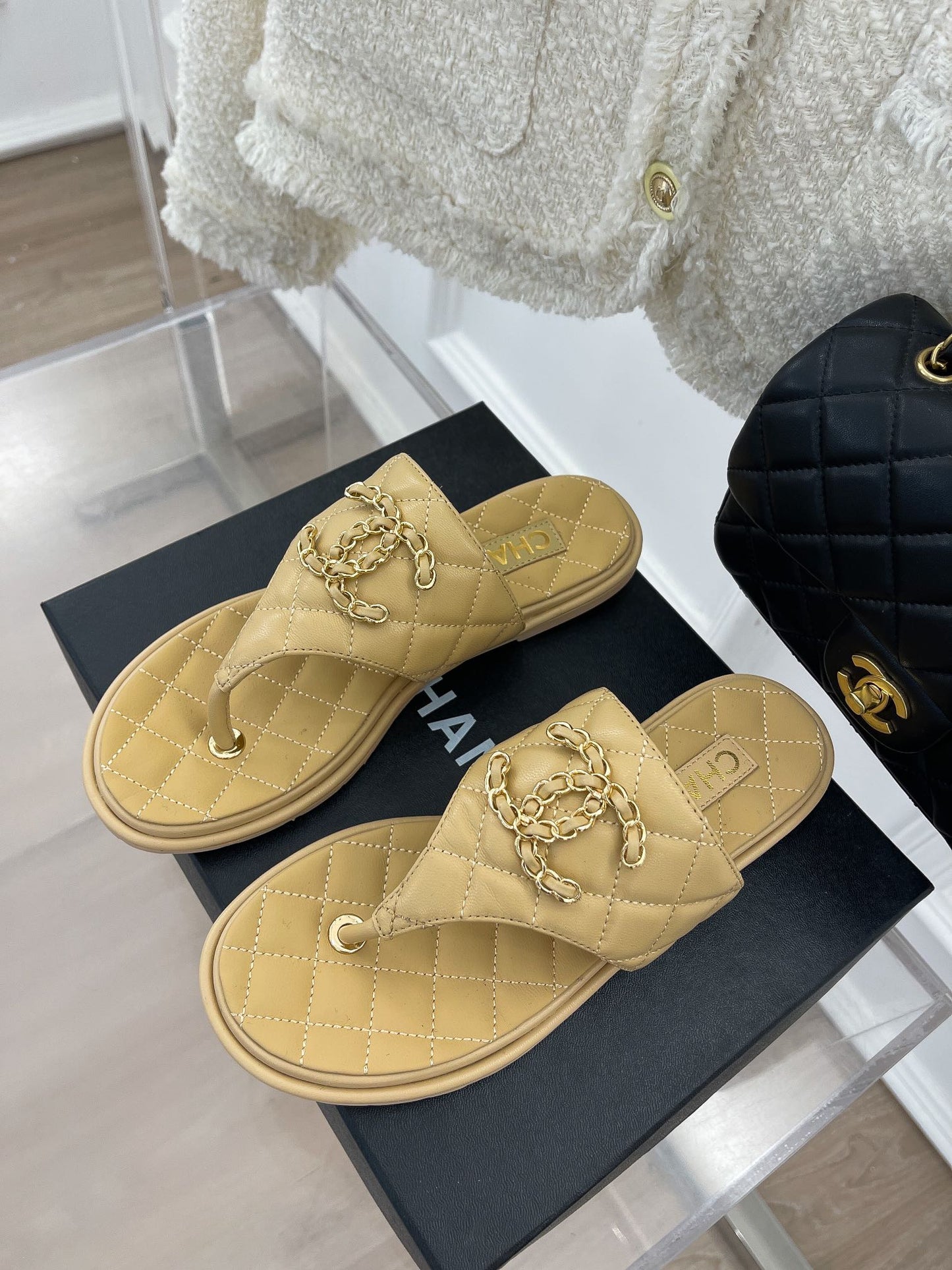 Luxury Shoes Sandals - CHL - 035