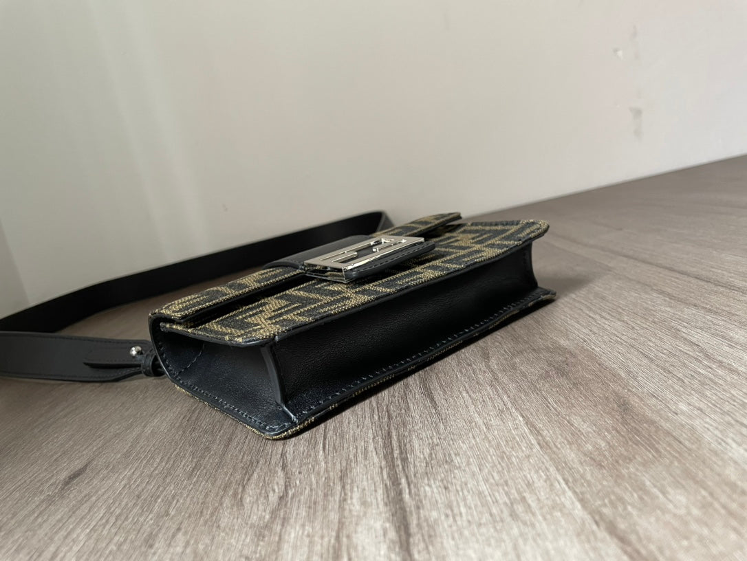 Ozarra -  Bag - FED - 011