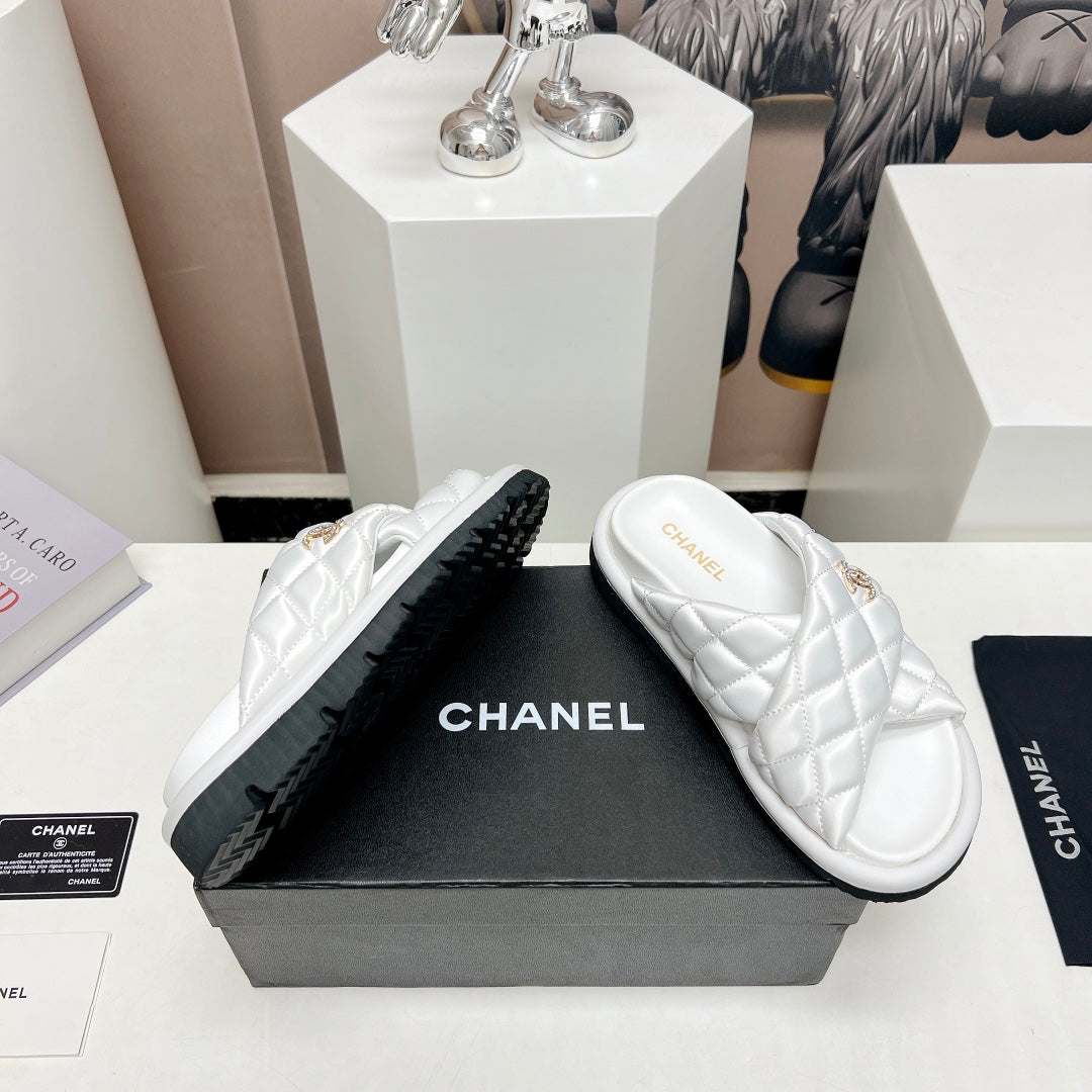 Luxury Shoes Sandals - CHL - 551
