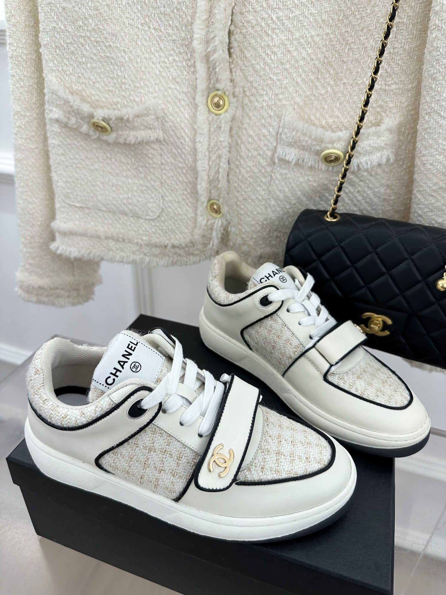 Luxury Shoes Sandals - CHL - 211
