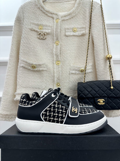 Luxury Shoes Sandals - CHL - 210
