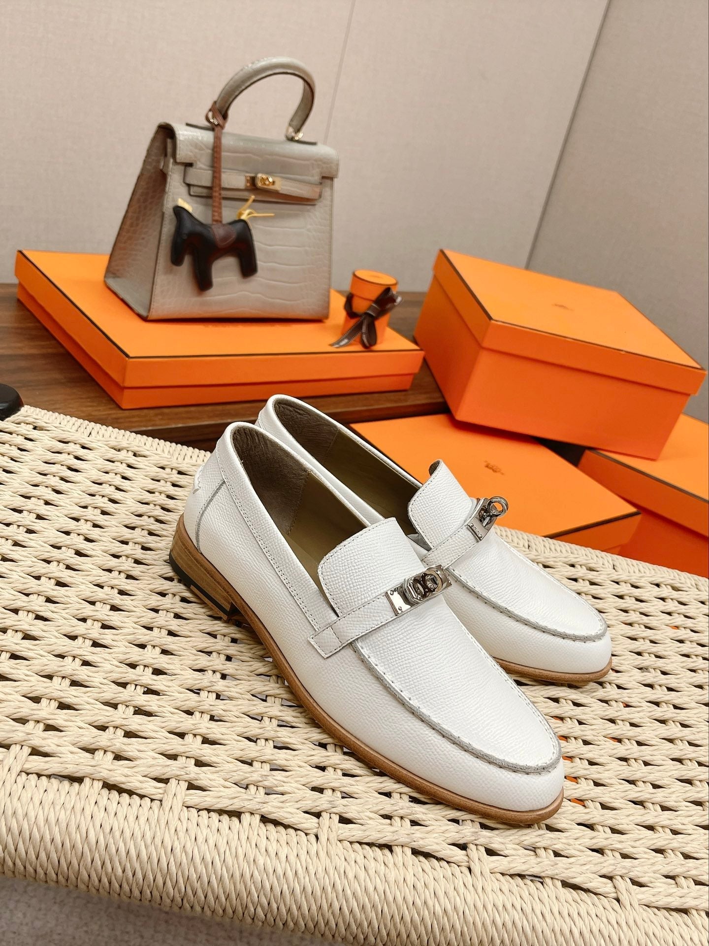 Luxury Shoes - HMS - 129