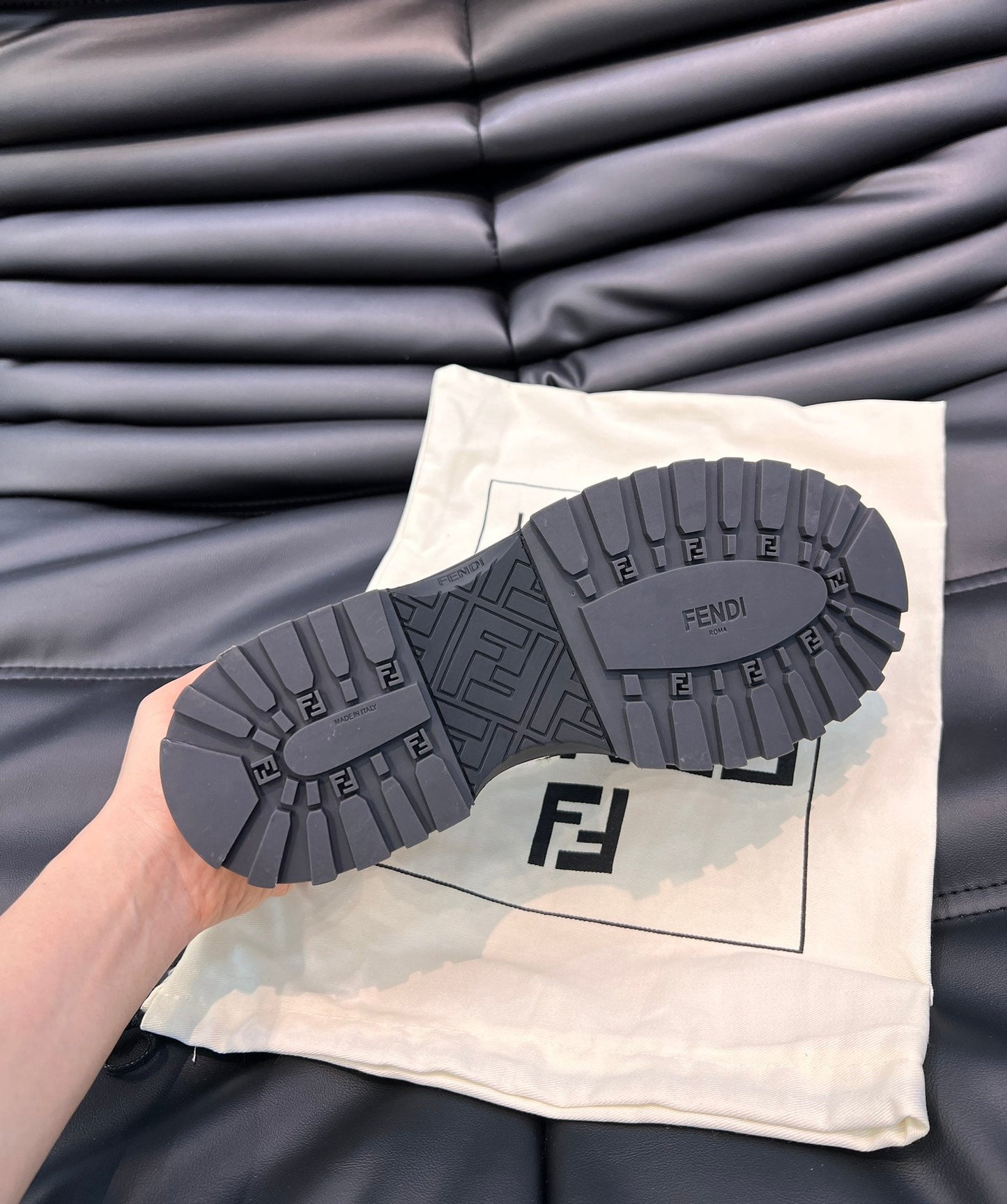 Luxury Shoes - FED - 097
