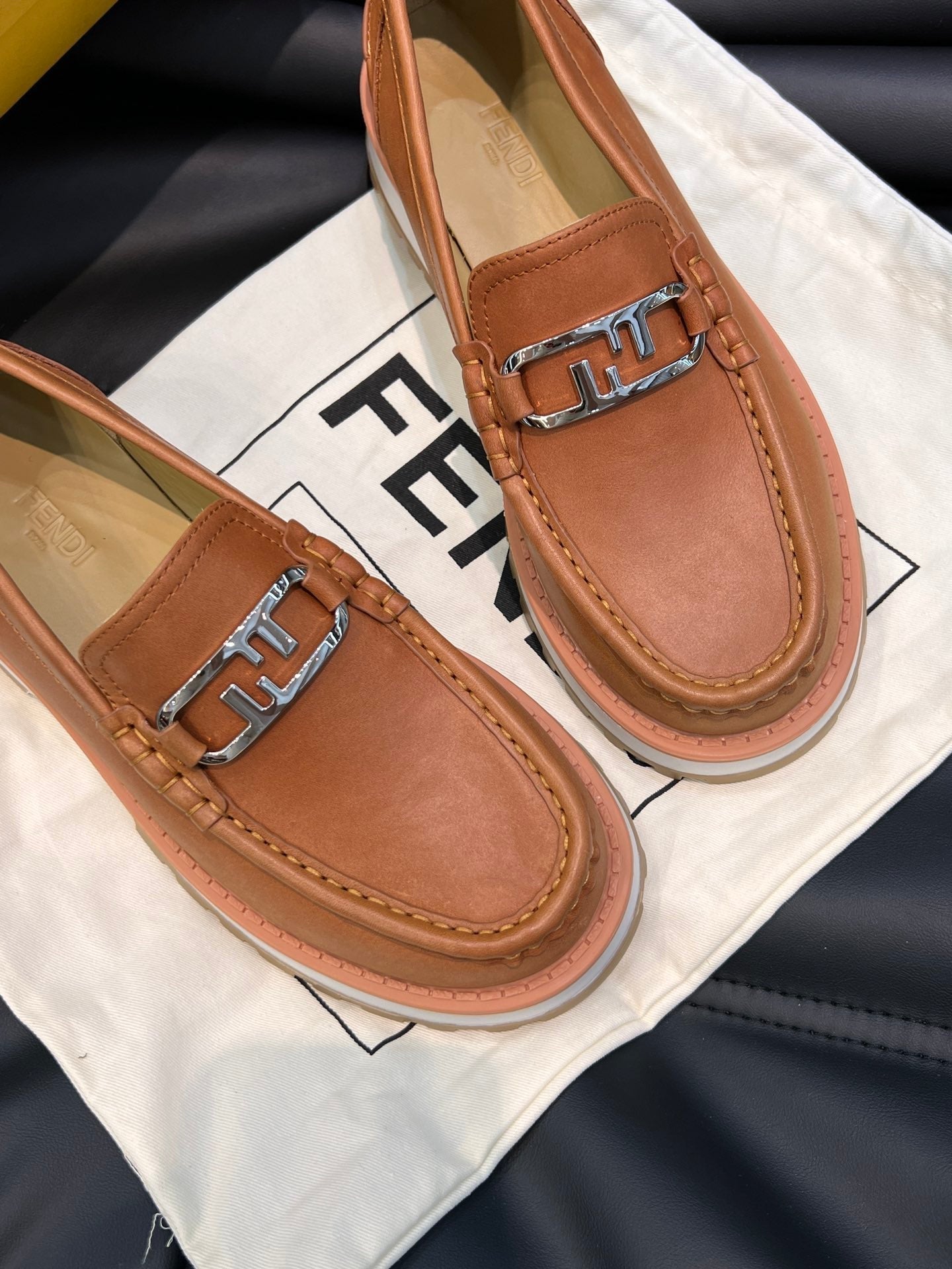 Luxury Shoes - FED - 094