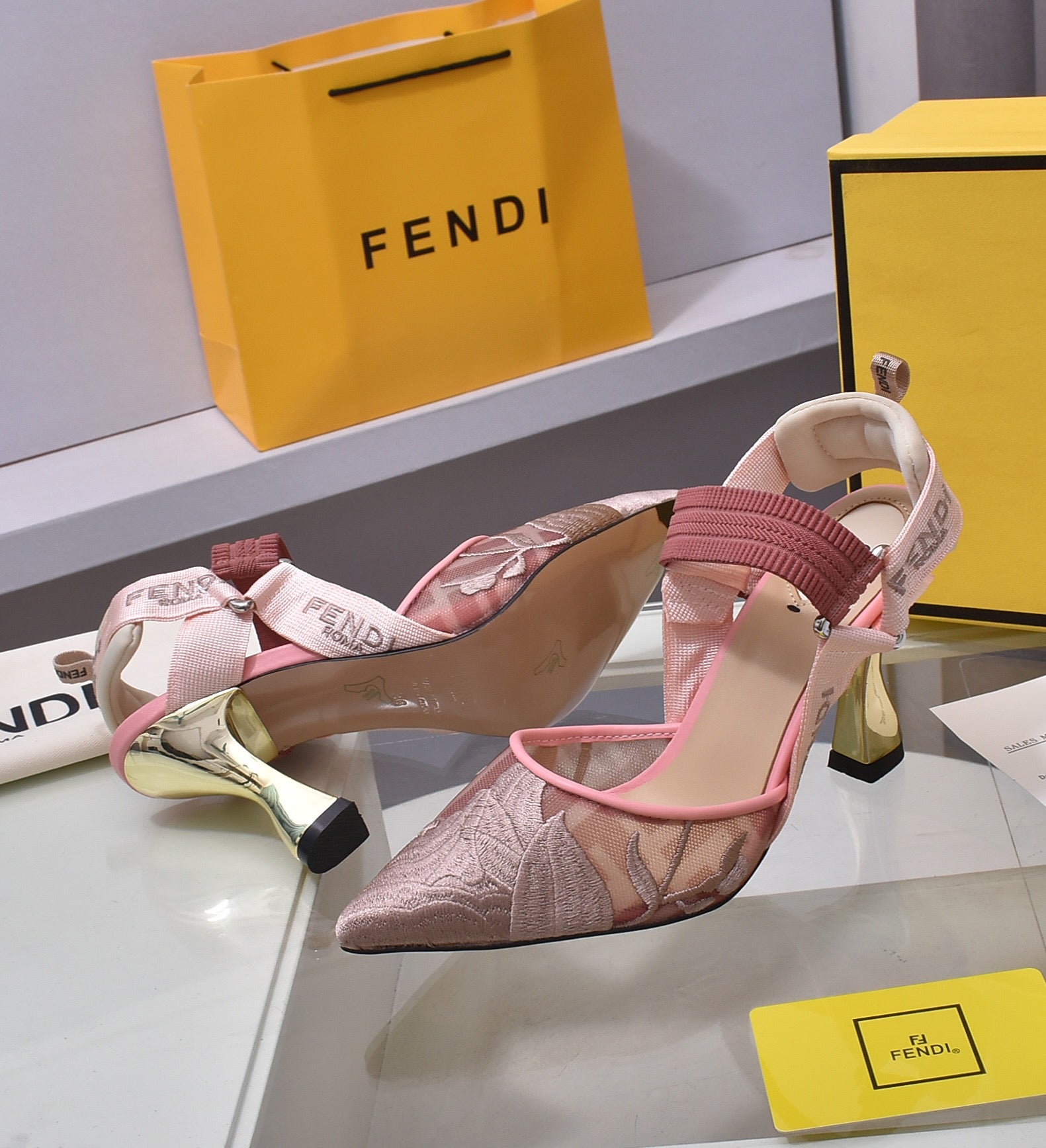 Luxury Shoes - FED - 099
