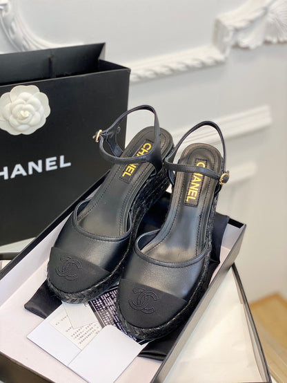 Luxury Shoes Sandals - CHL - 095