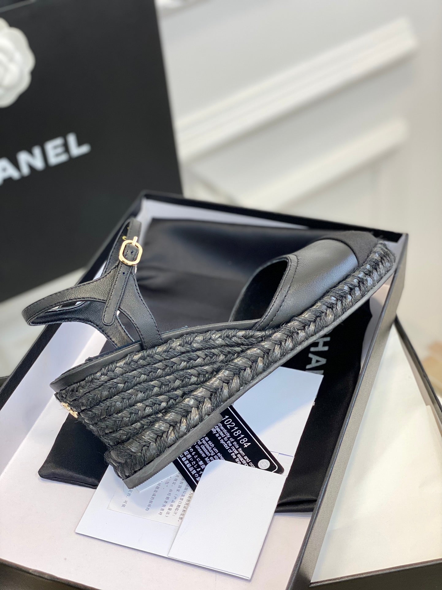 Luxury Shoes Sandals - CHL - 095