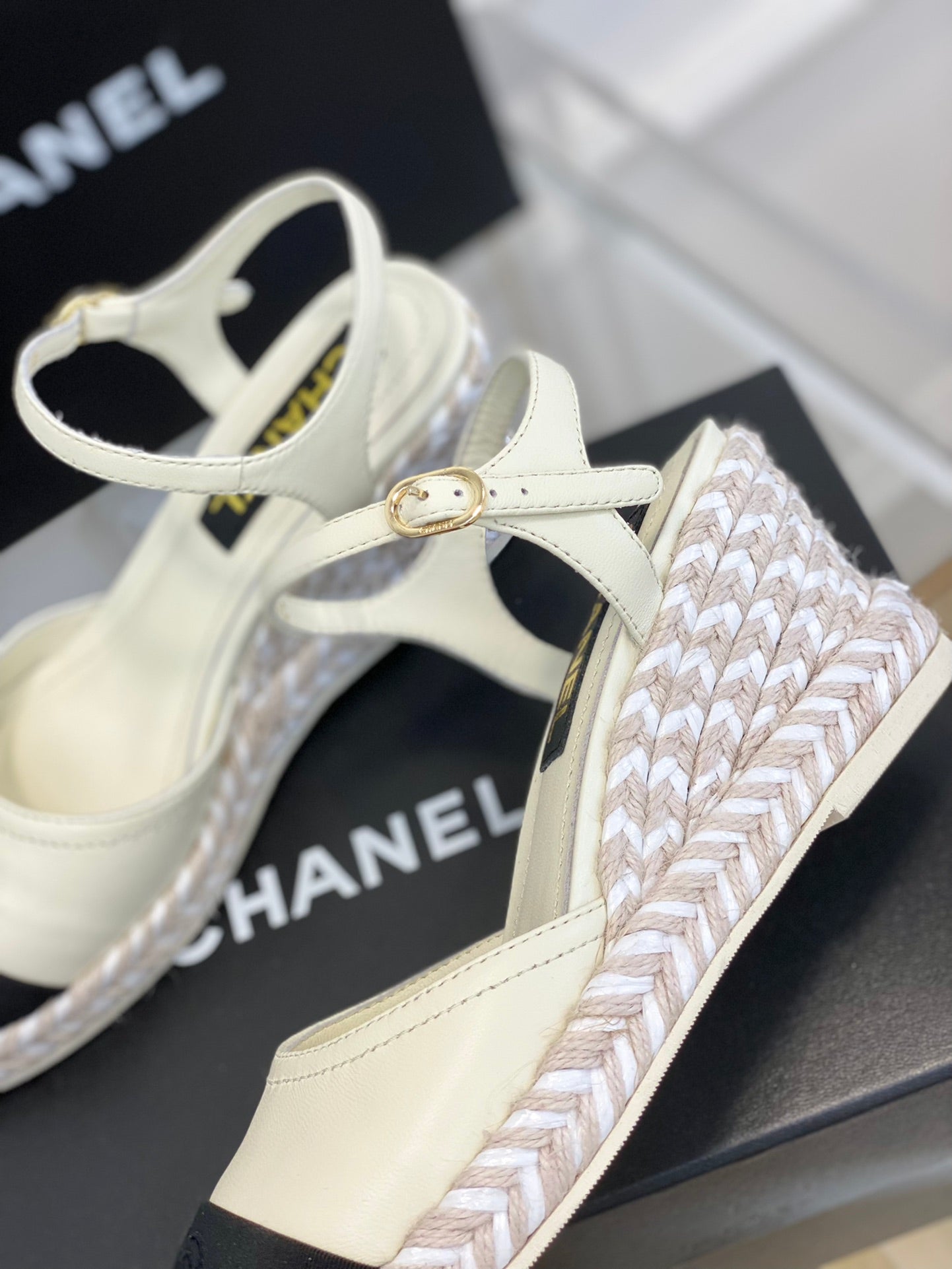 Luxury Shoes Sandals - CHL - 097