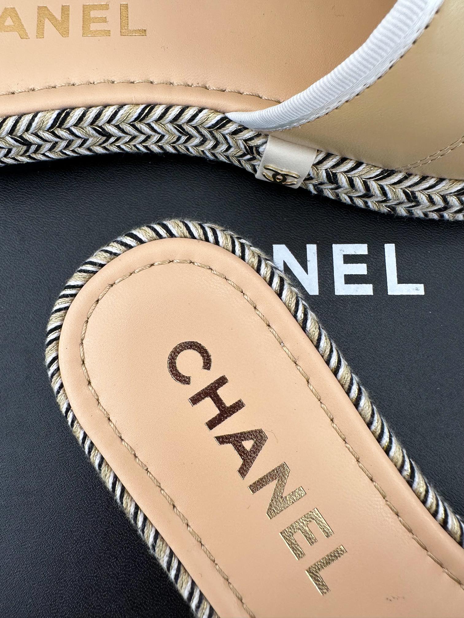 Luxury Shoes Sandals - CHL - 231