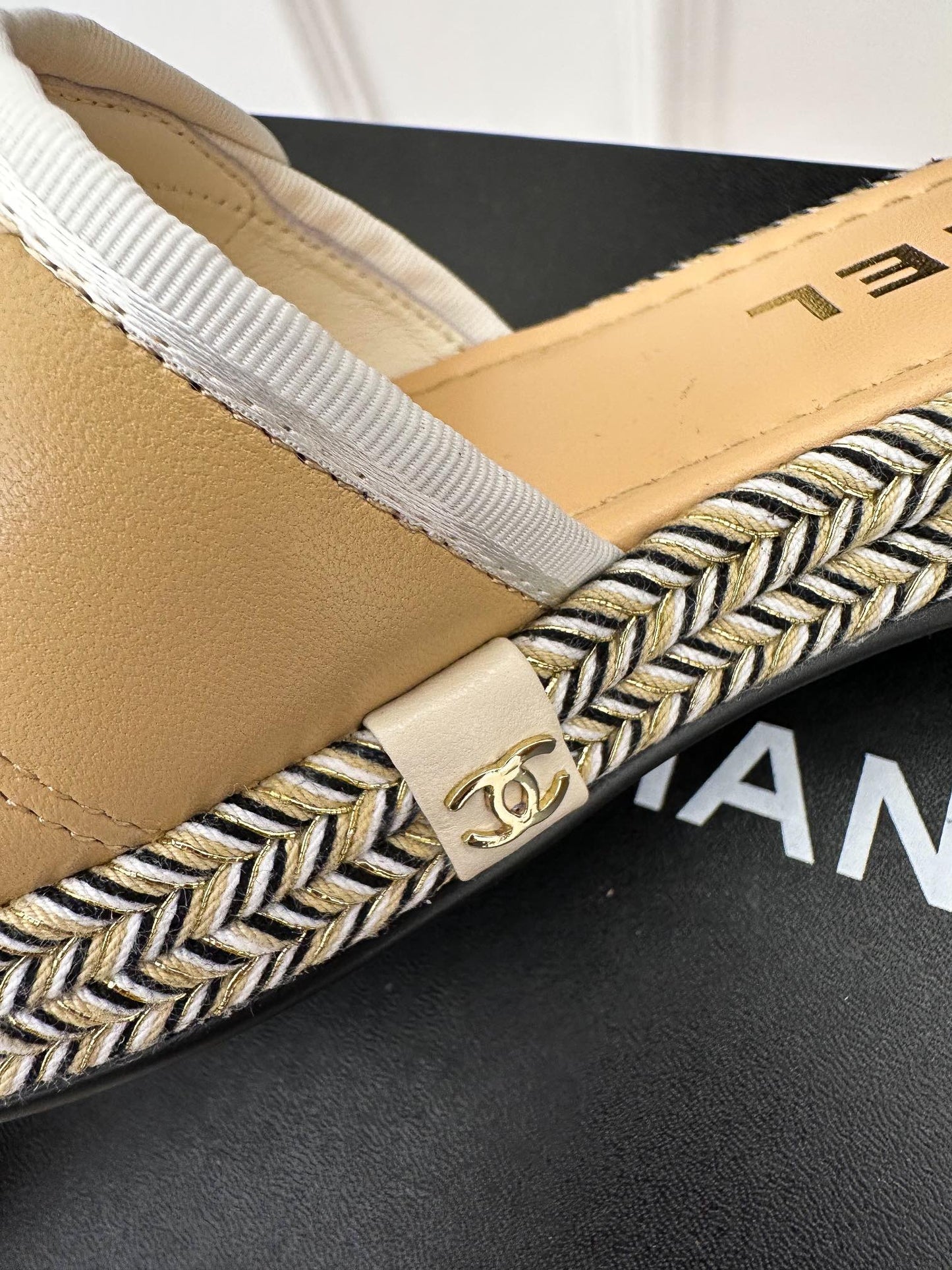 Luxury Shoes Sandals - CHL - 331