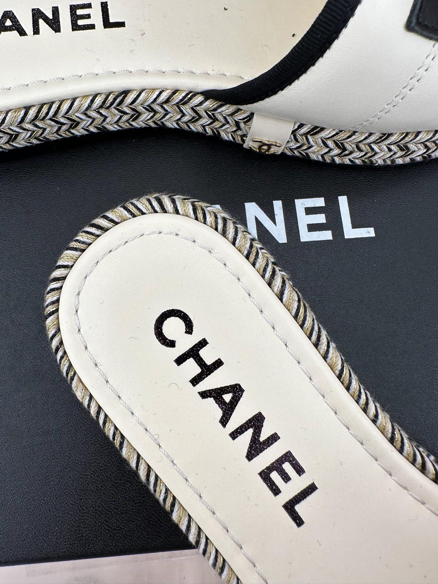 Luxury Shoes Sandals - CHL - 334
