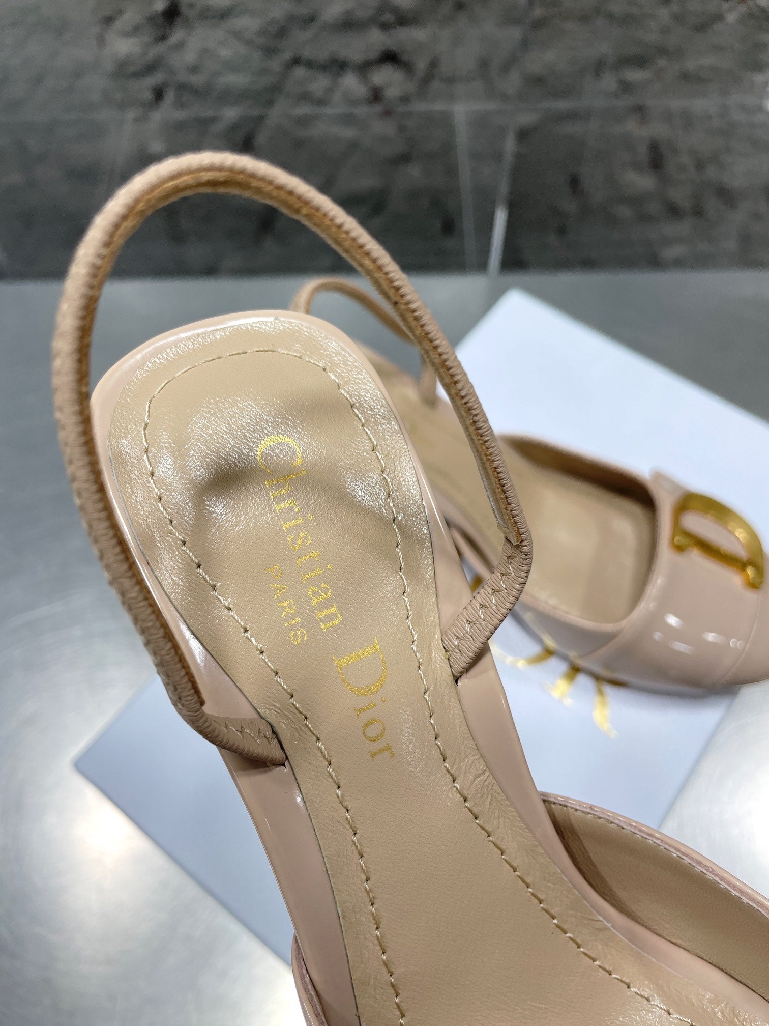 Luxury Shoes - DIR - 256