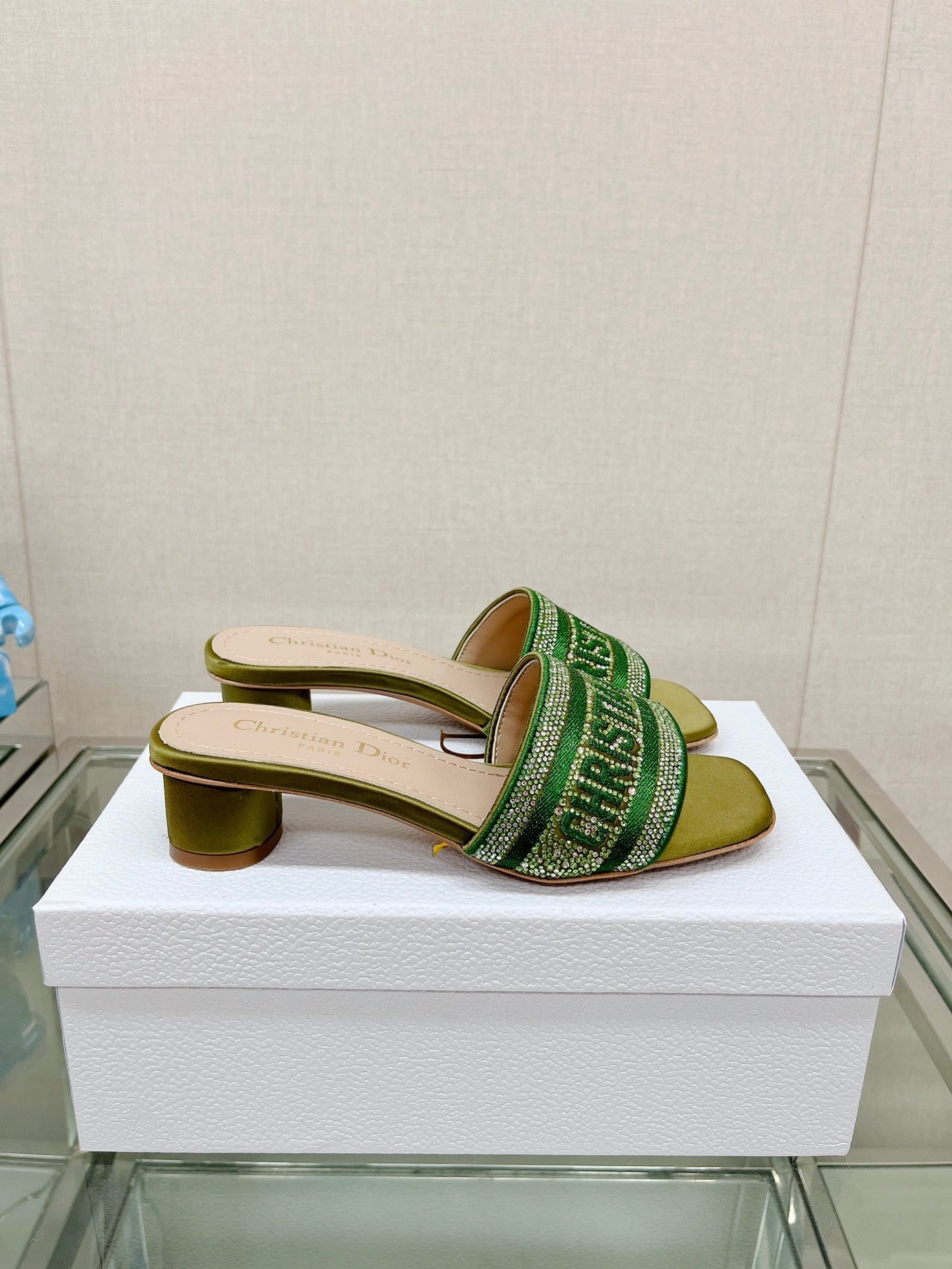Luxury Shoes - DIR - 223