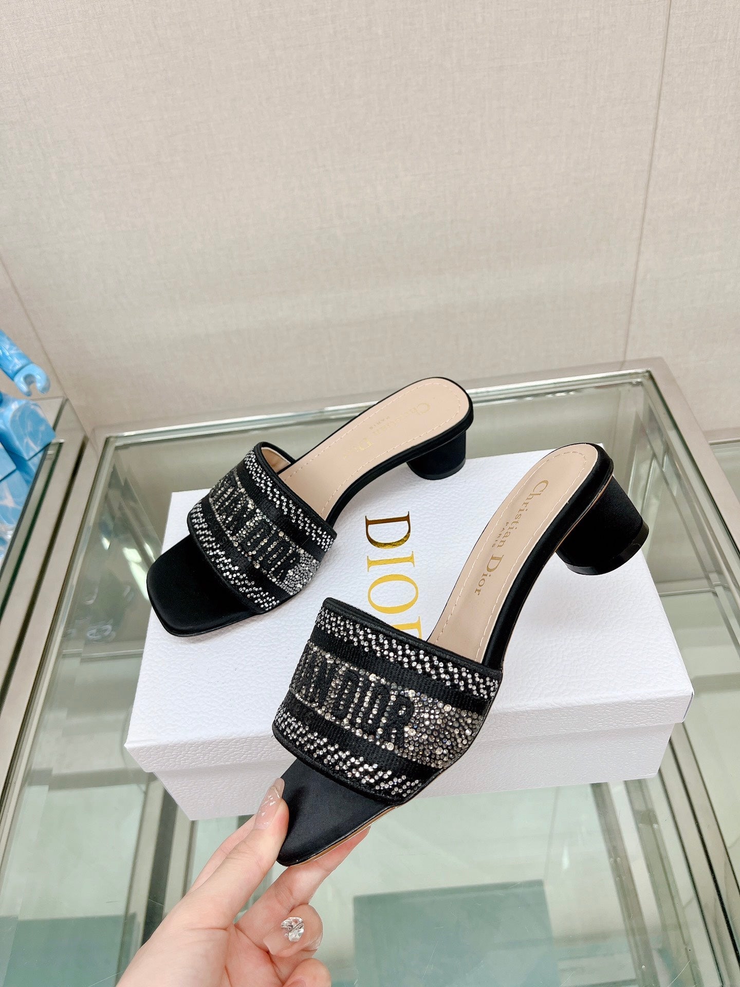 Luxury Shoes - DIR - 227