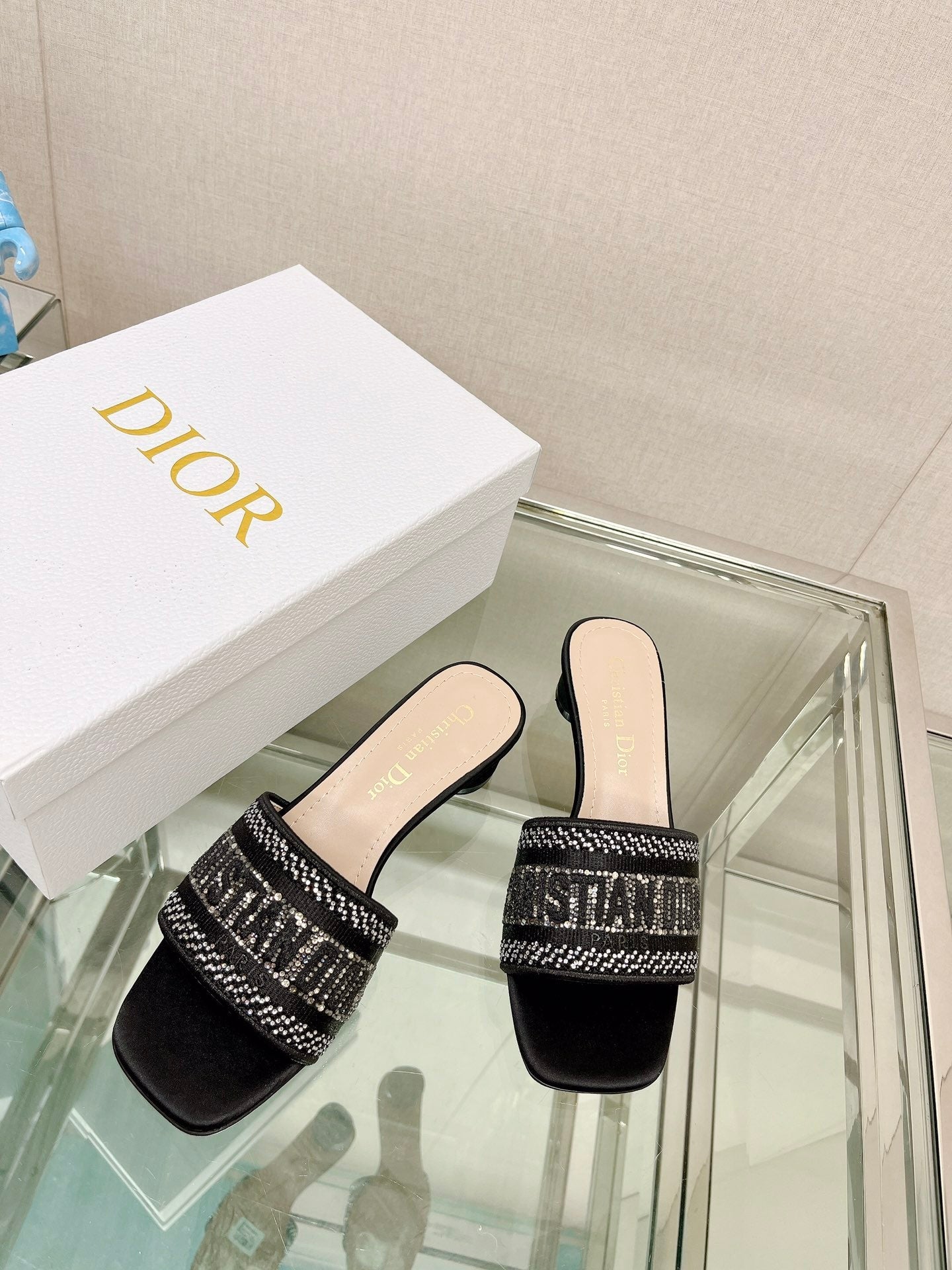 Luxury Shoes - DIR - 227