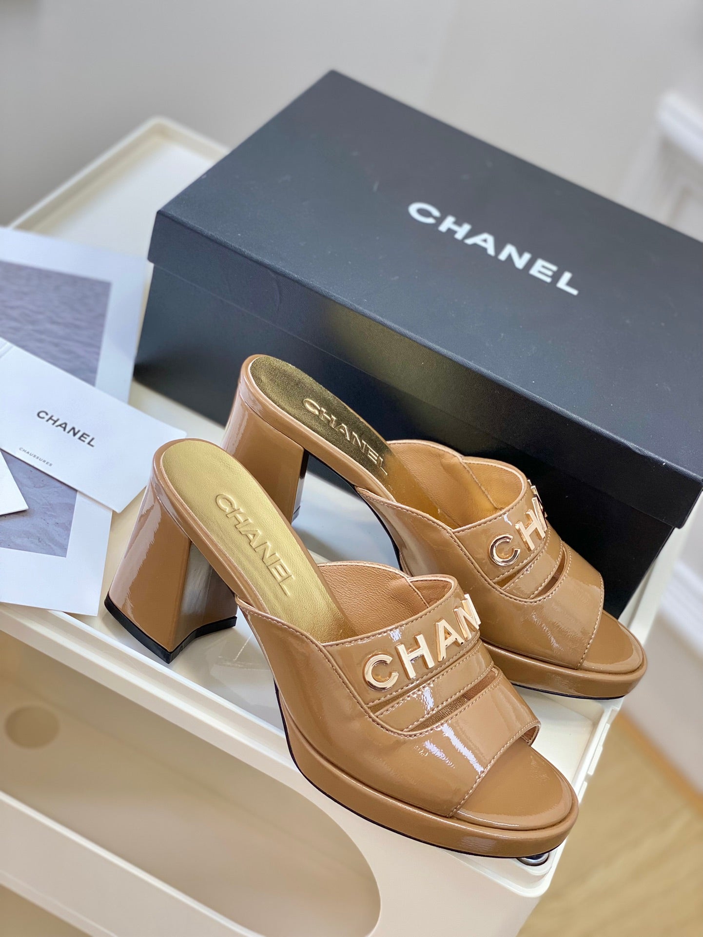 Luxury Shoes Sandals - CHL - 206