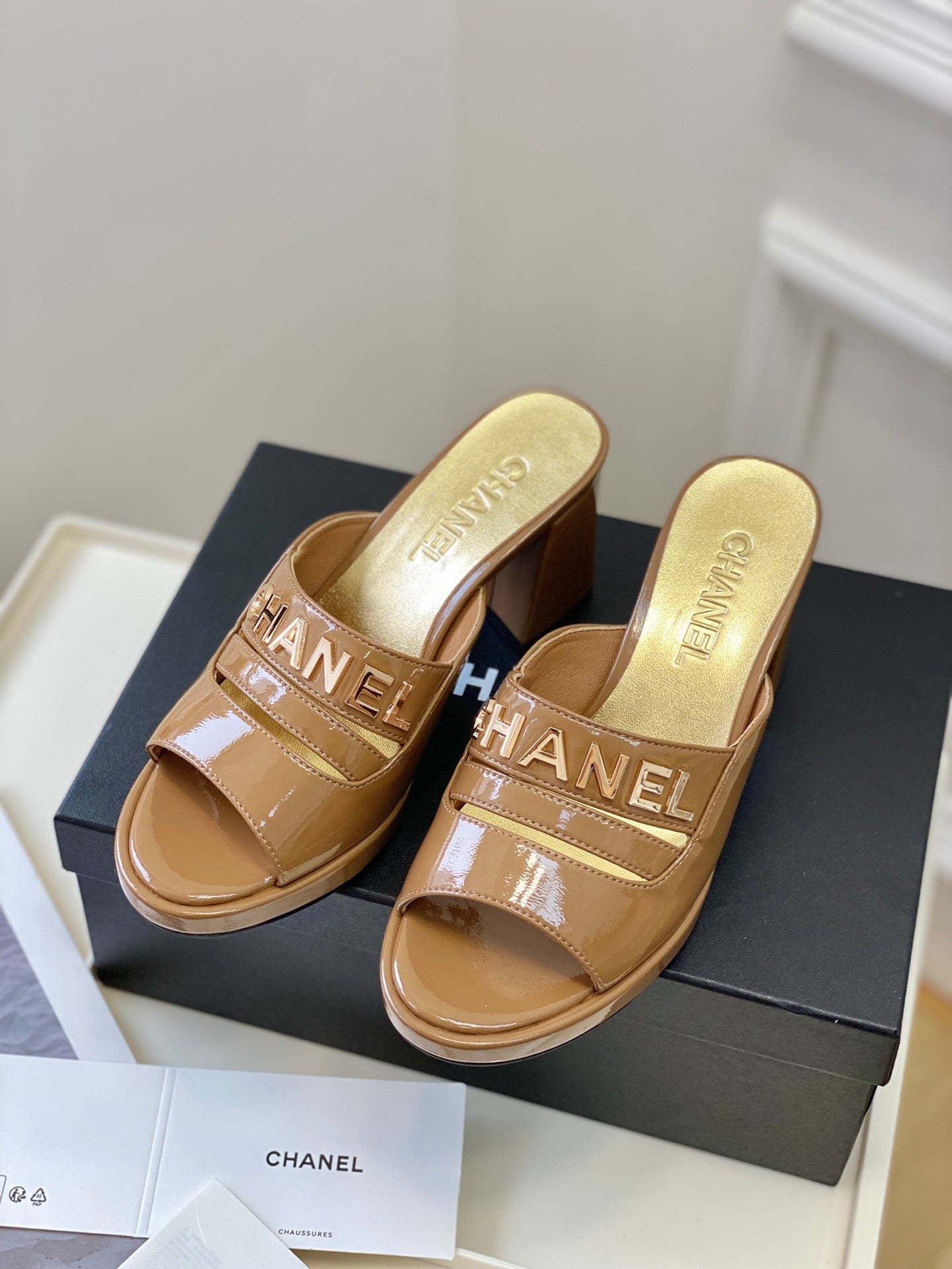 Luxury Shoes Sandals - CHL - 206