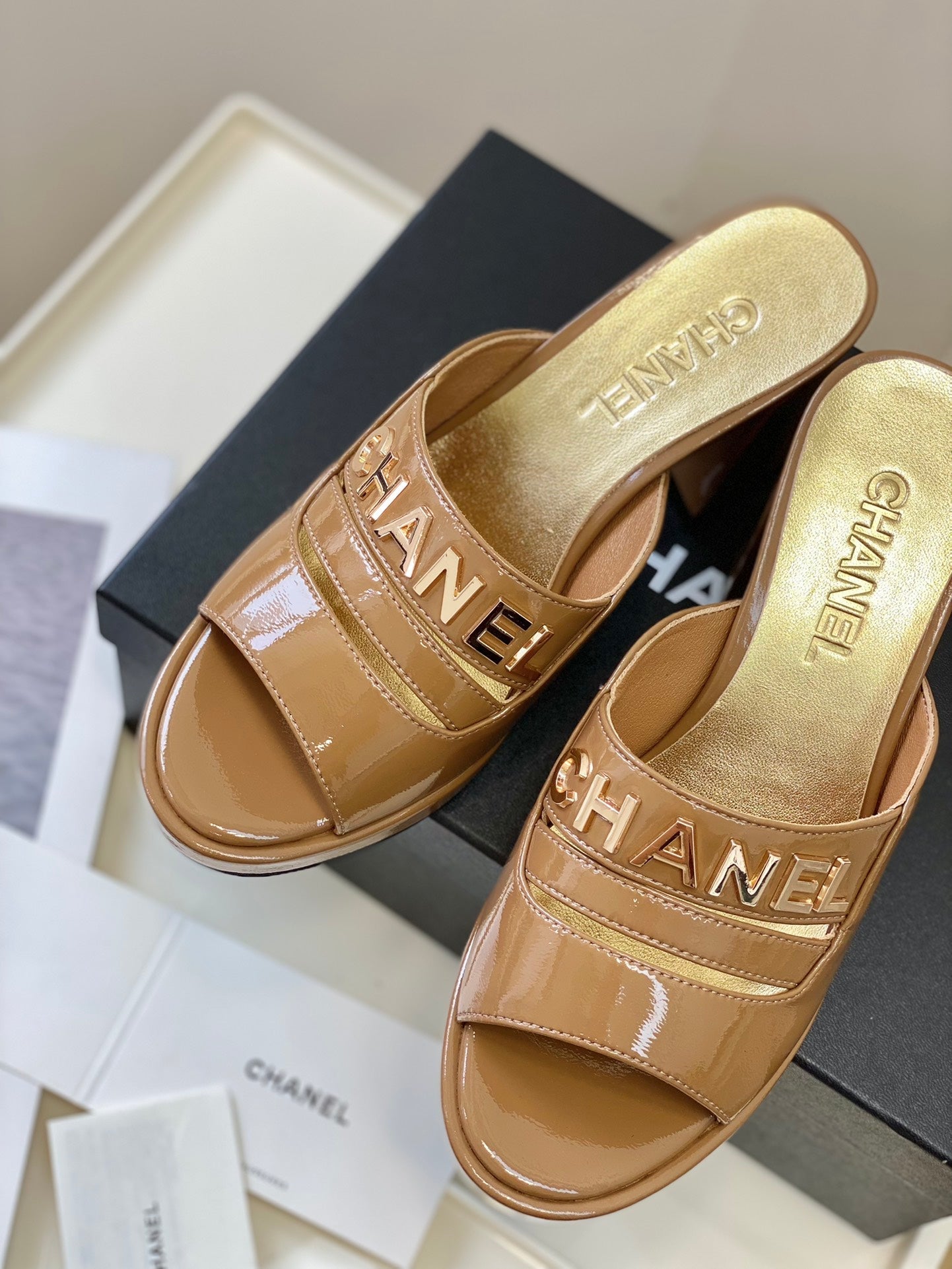 Luxury Shoes Sandals - CHL - 206