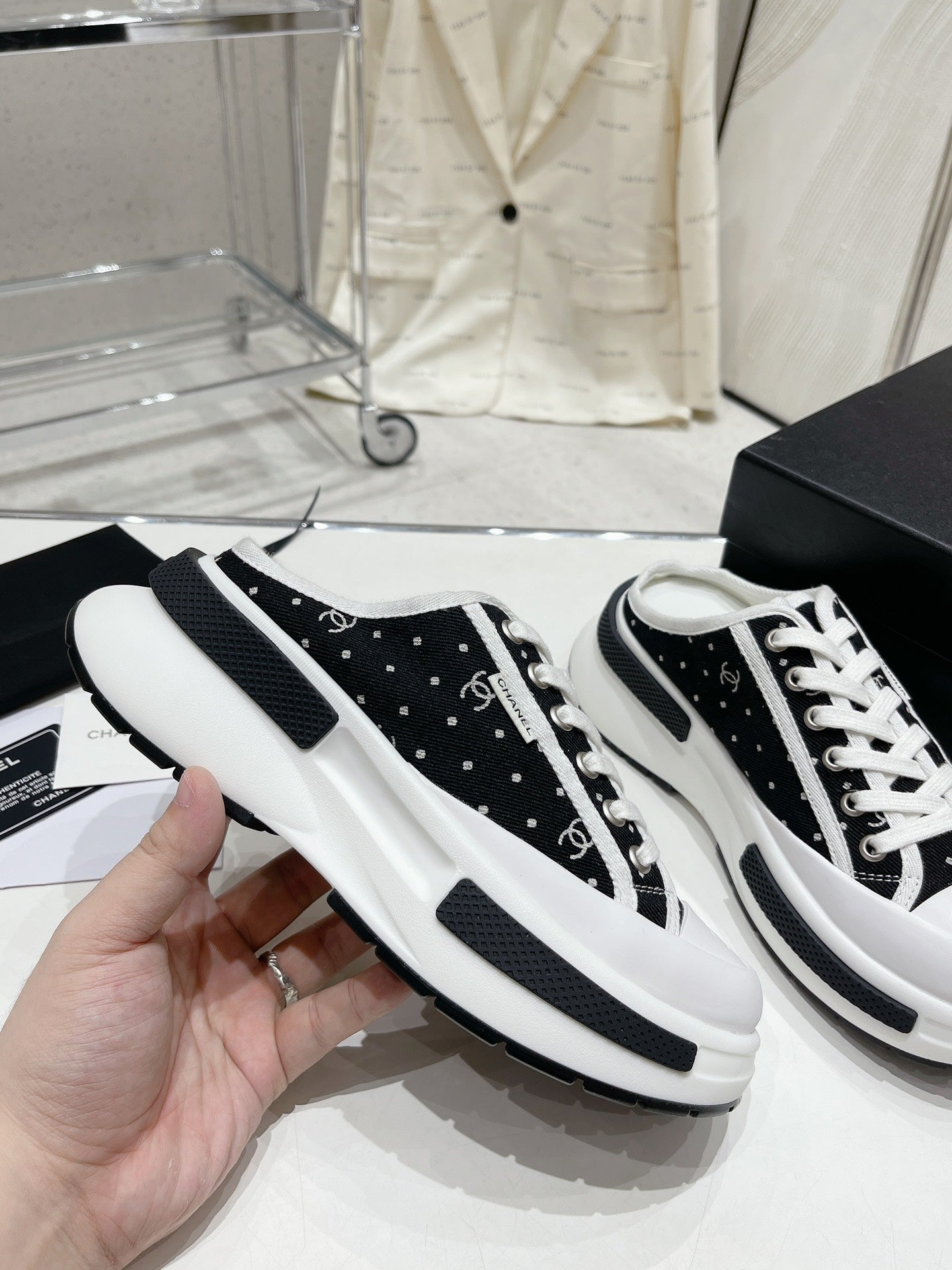 Luxury Shoes Sandals - CHL - 219