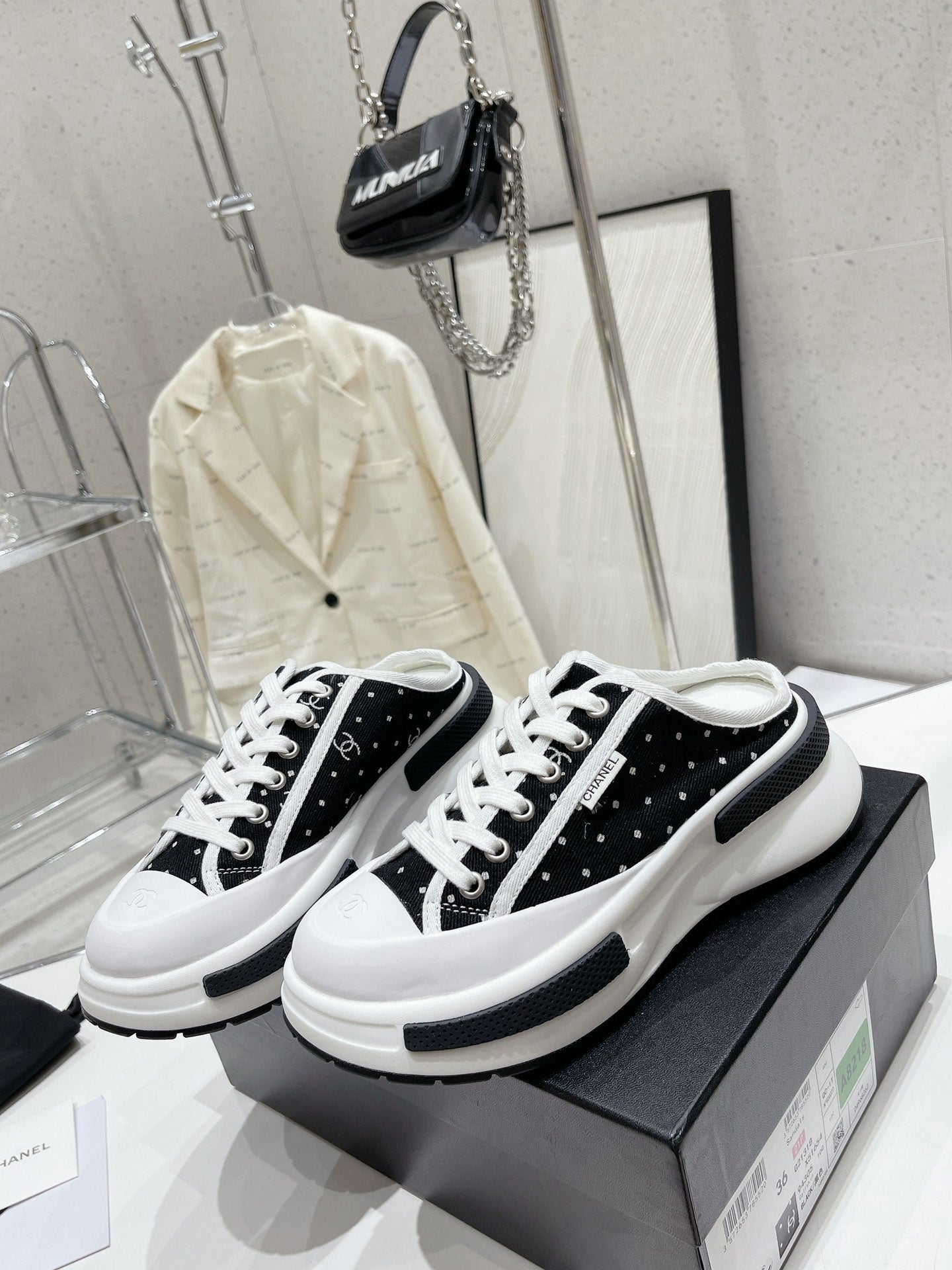 Luxury Shoes Sandals - CHL - 219