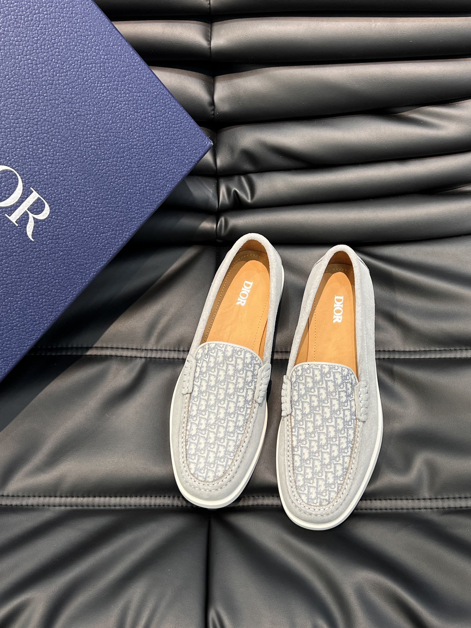 Luxury Shoes - DIR - 180