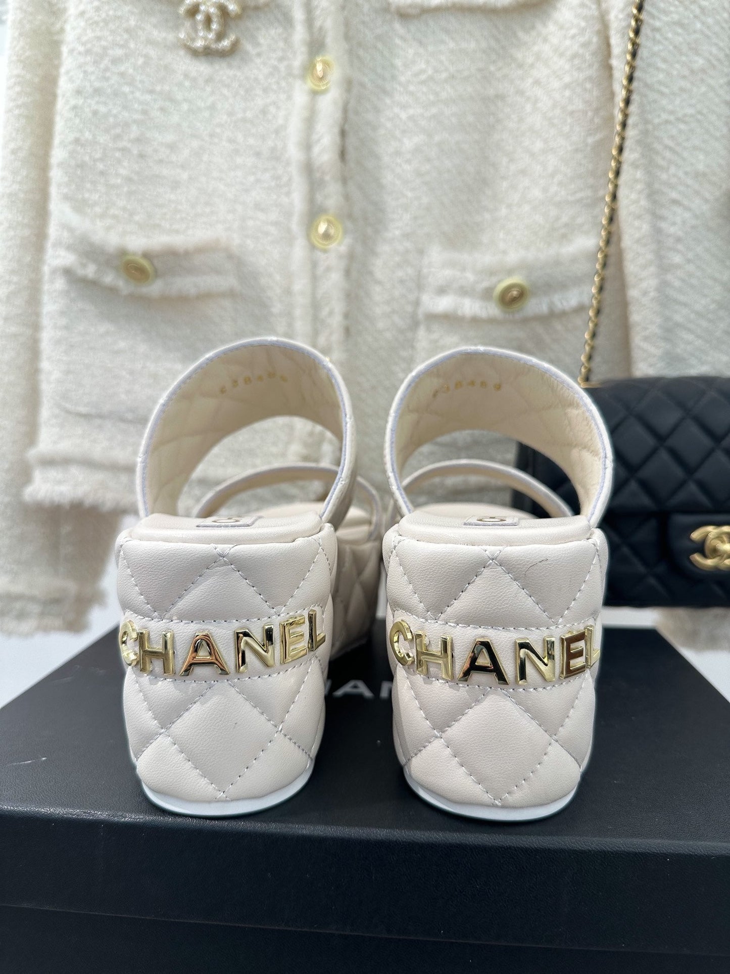 Luxury Shoes Sandals - CHL - 194
